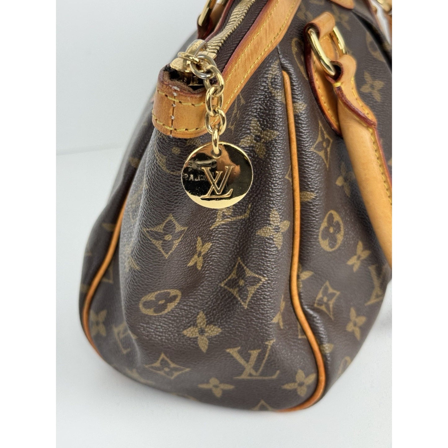 Louis Vuitton Monogram Tivoli PM Shoulder Bag B-9