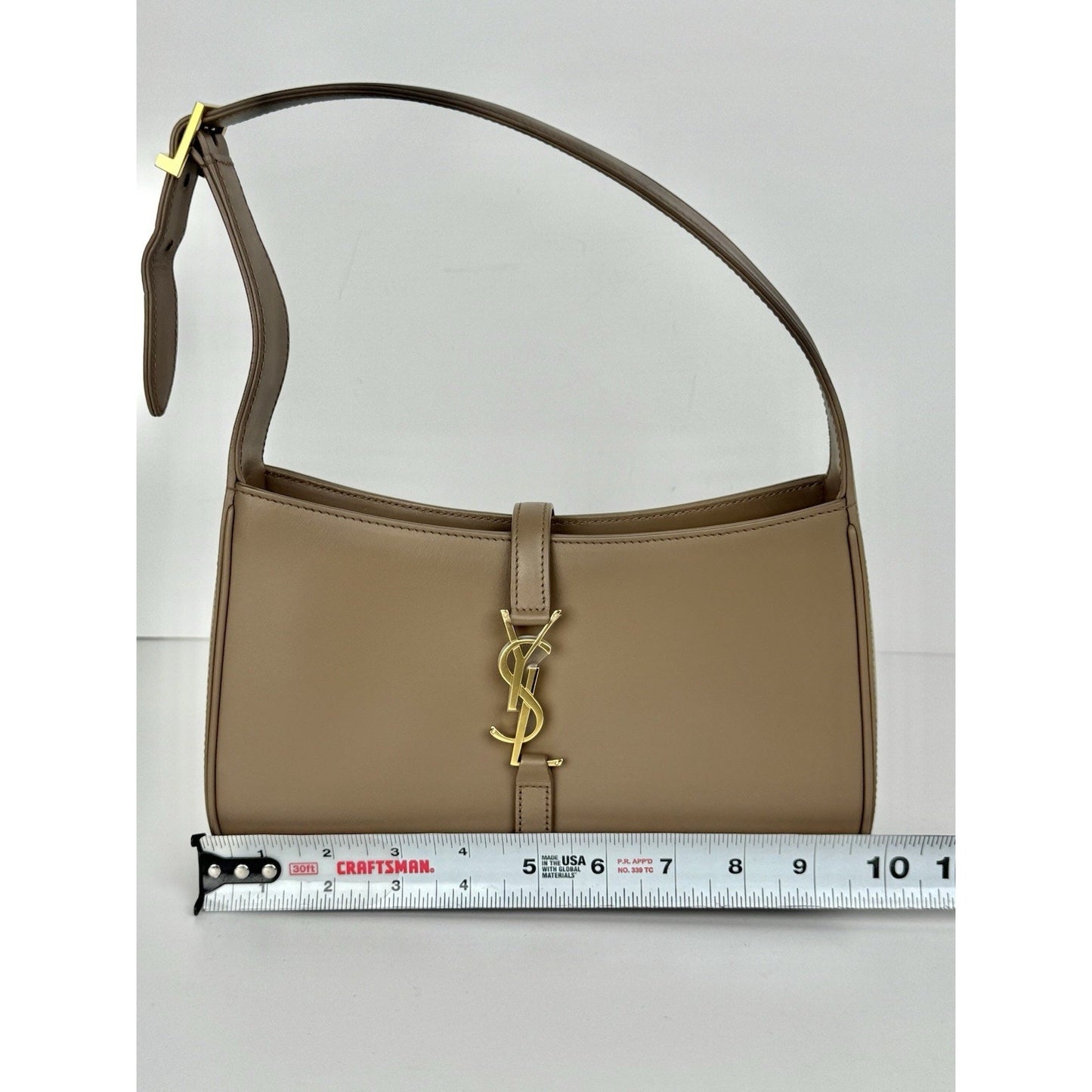 Saint Laurent Le 5 à 7 Beige Leather Shoulder Bag
