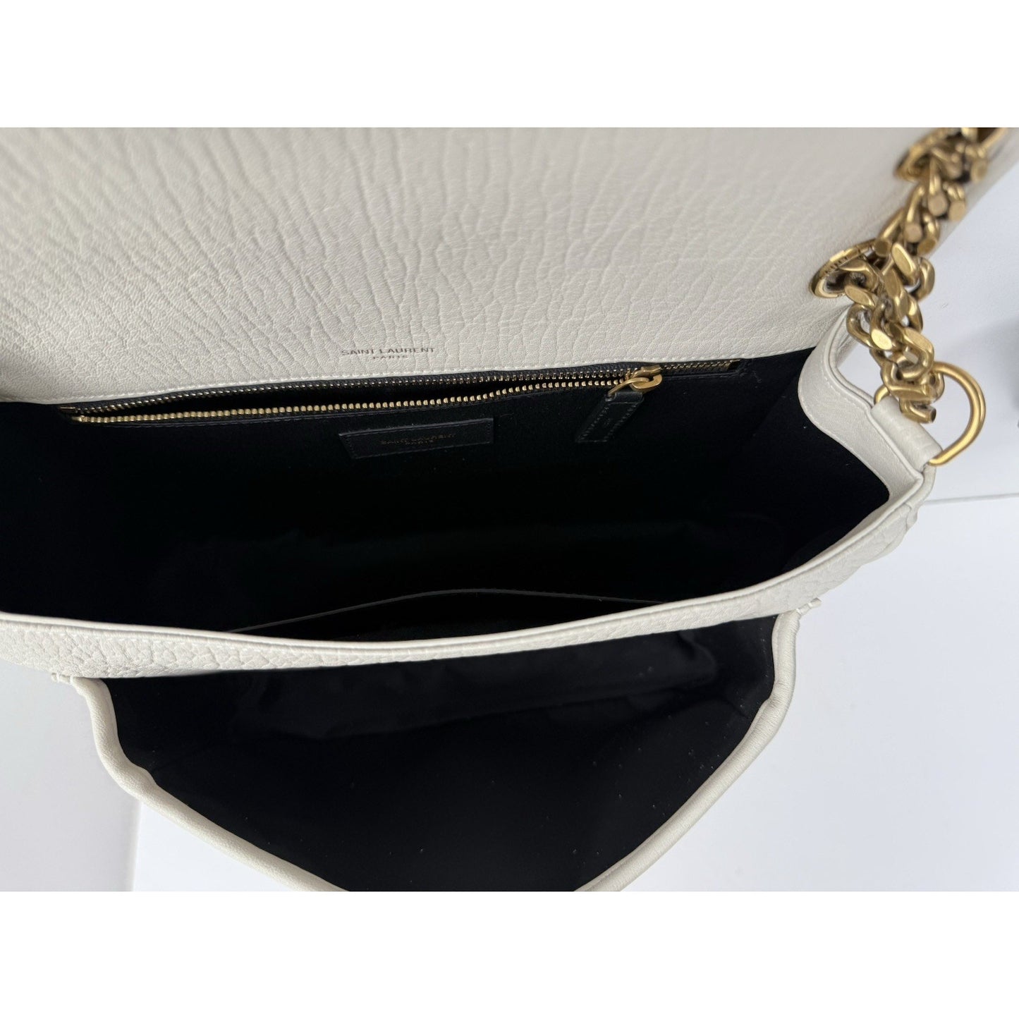 Saint Laurent Niki Medium Leather Shoulder Bag in Crema Soft