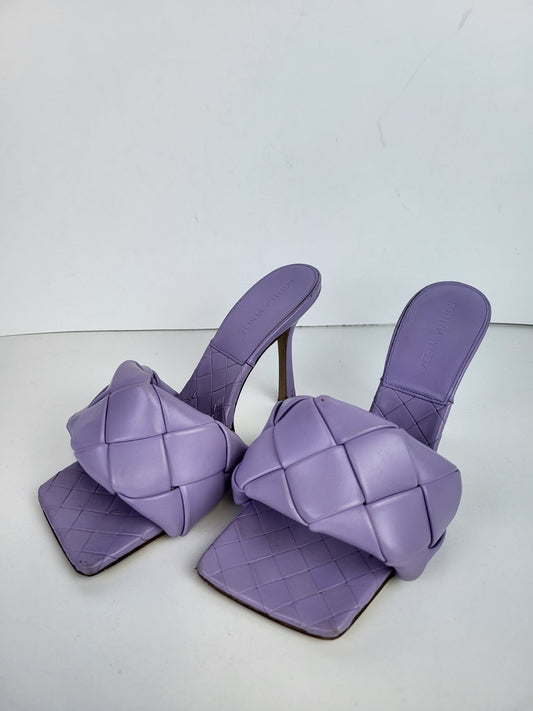 Bottega VenetaIntrecciato Weave Leather SlidesLilac Size 38