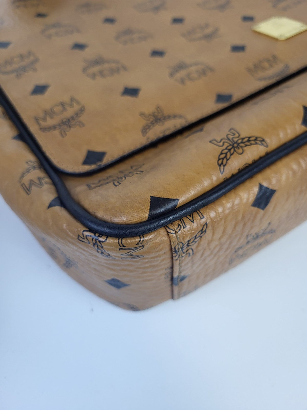 MCM Visetos Klassik Brown Leather Messenger Bag Medium