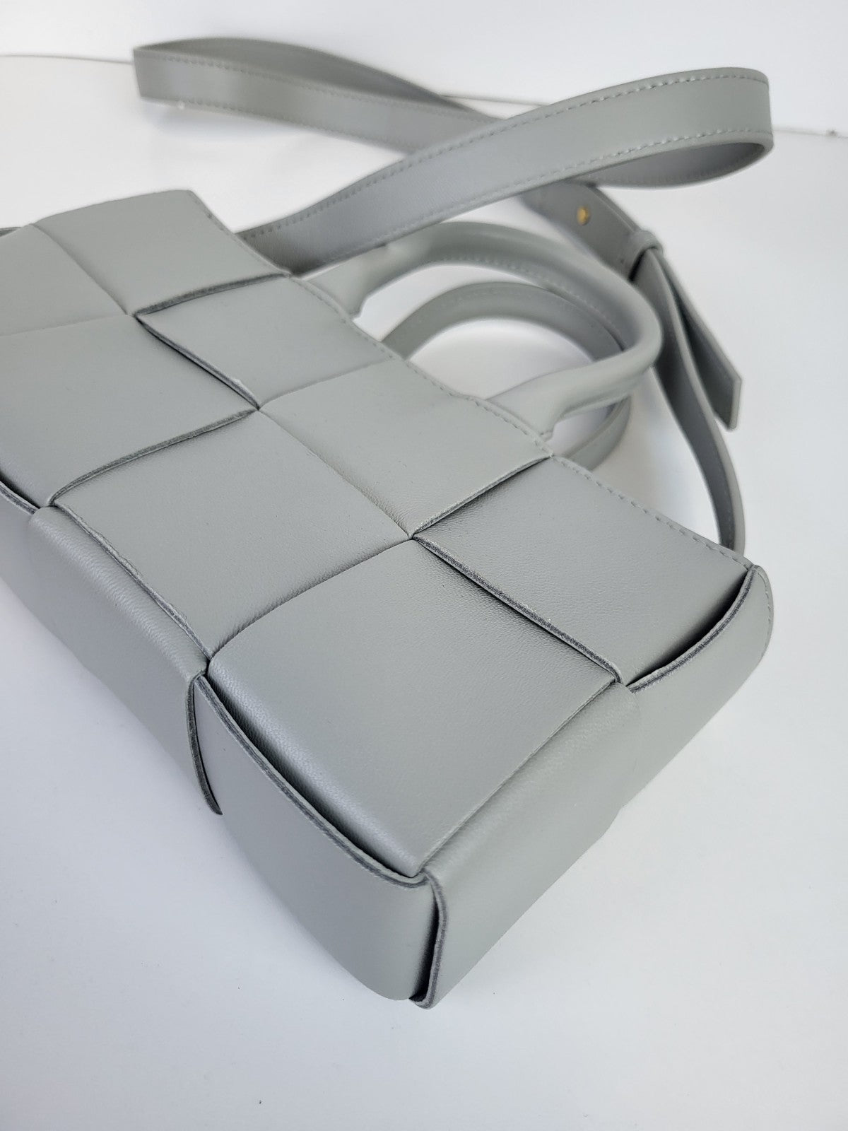 Bottega Veneta East-West Arco Tote Bag Gray