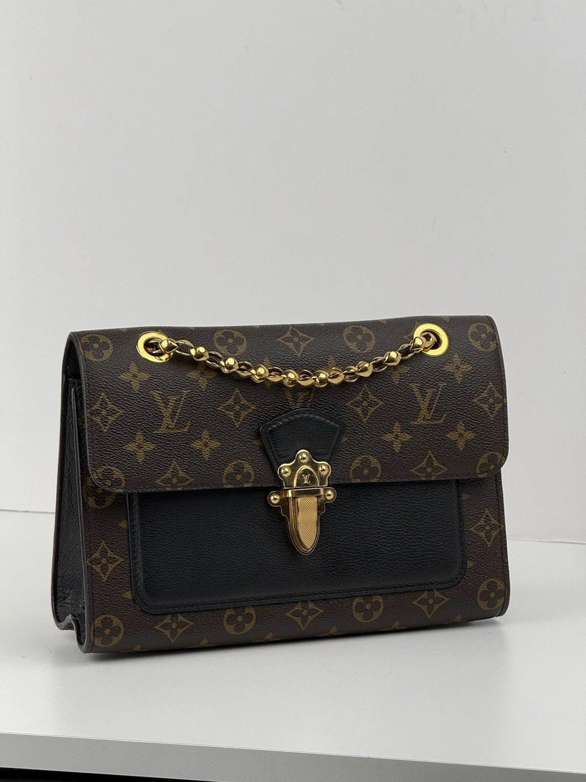LOUIS VUITTON Victoire Monogram Canvas Shoulder Bag