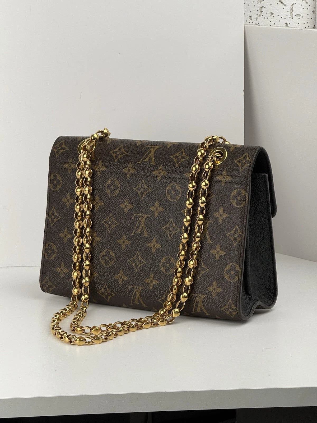 LOUIS VUITTON Victoire Monogram Canvas Shoulder Bag