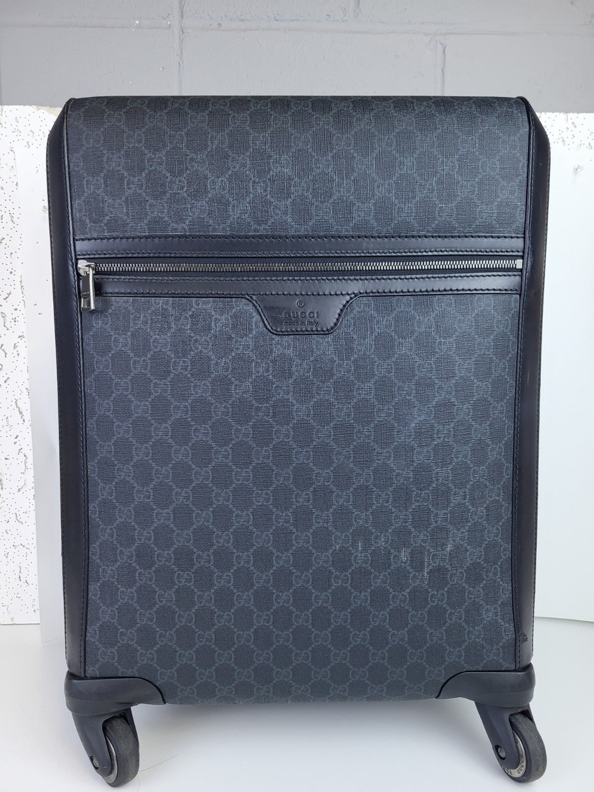 Gucci Suitcase Supreme Monogram Four Wheel Carry On Black Grey