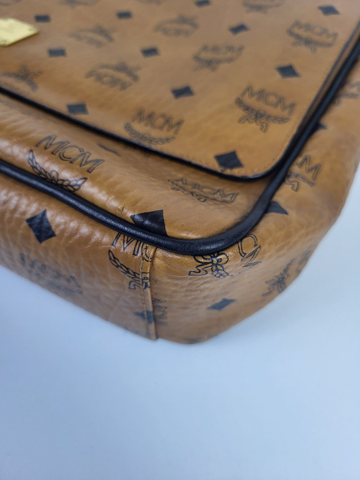 MCM Visetos Klassik Brown Leather Messenger Bag Medium