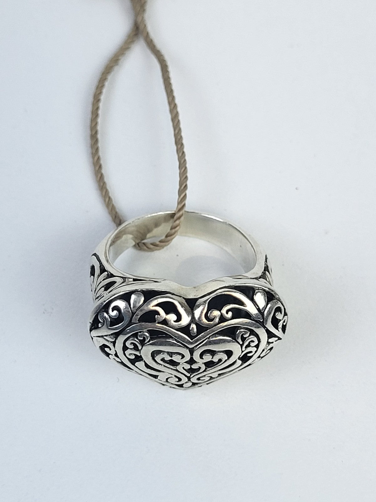 925 Sterling Silver Heart Ring Size 8.5