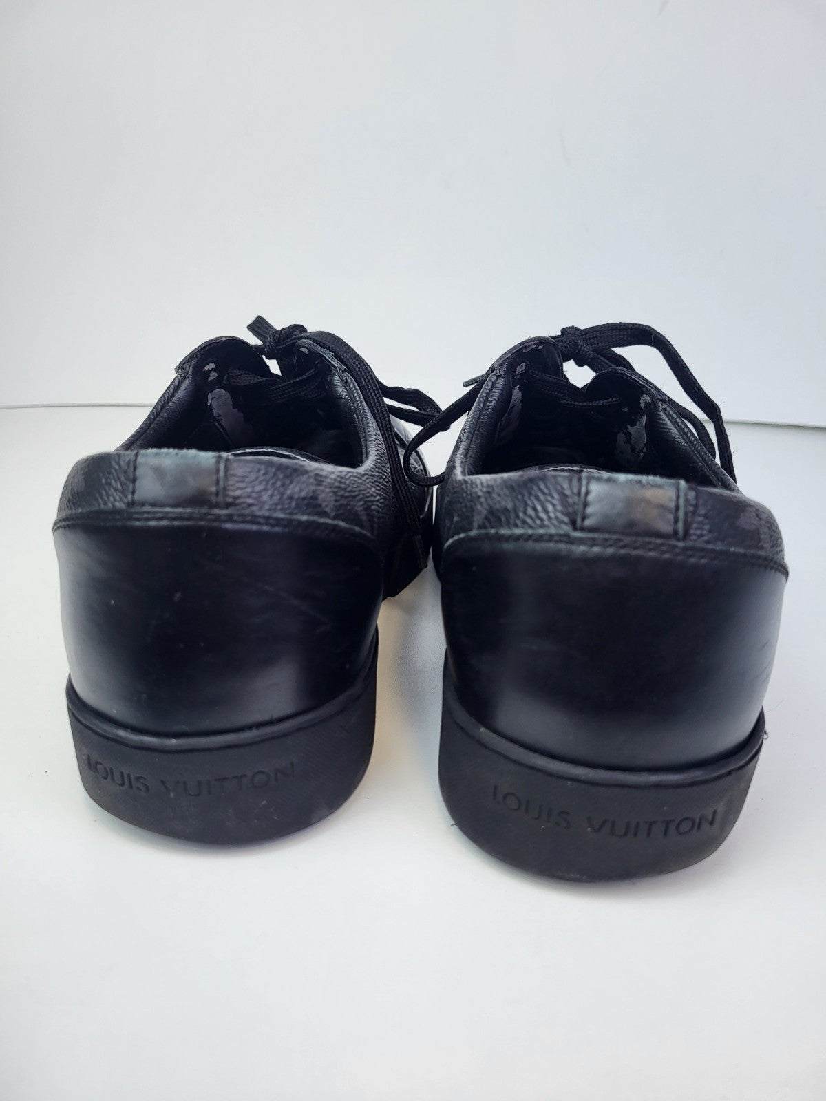 Louis Vuitton LV Monogram Leather Sneakers Size 8