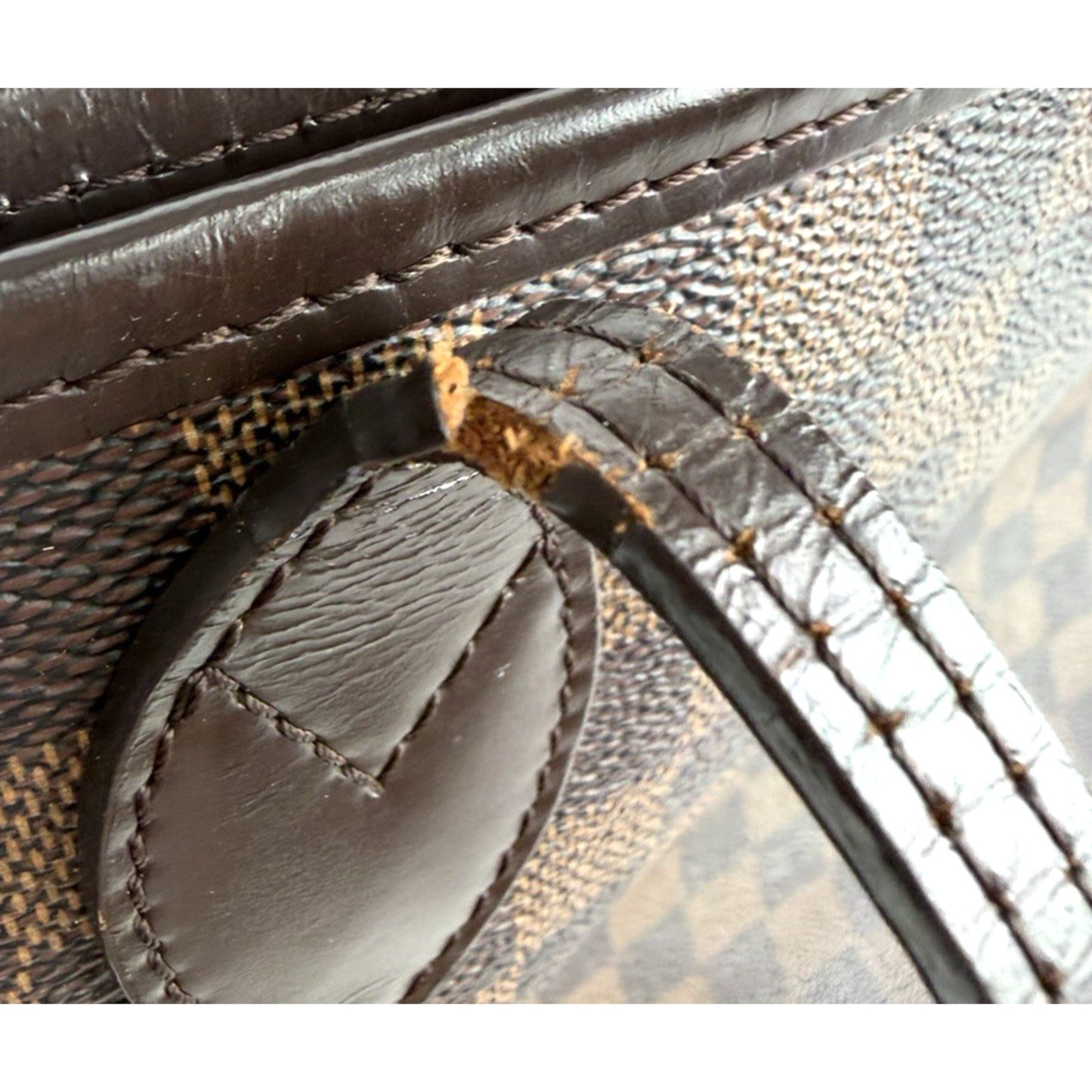 Louis Vuitton Neverfull MM Tote Bag in Damier Ebene Coated Canvas 2009 S-19