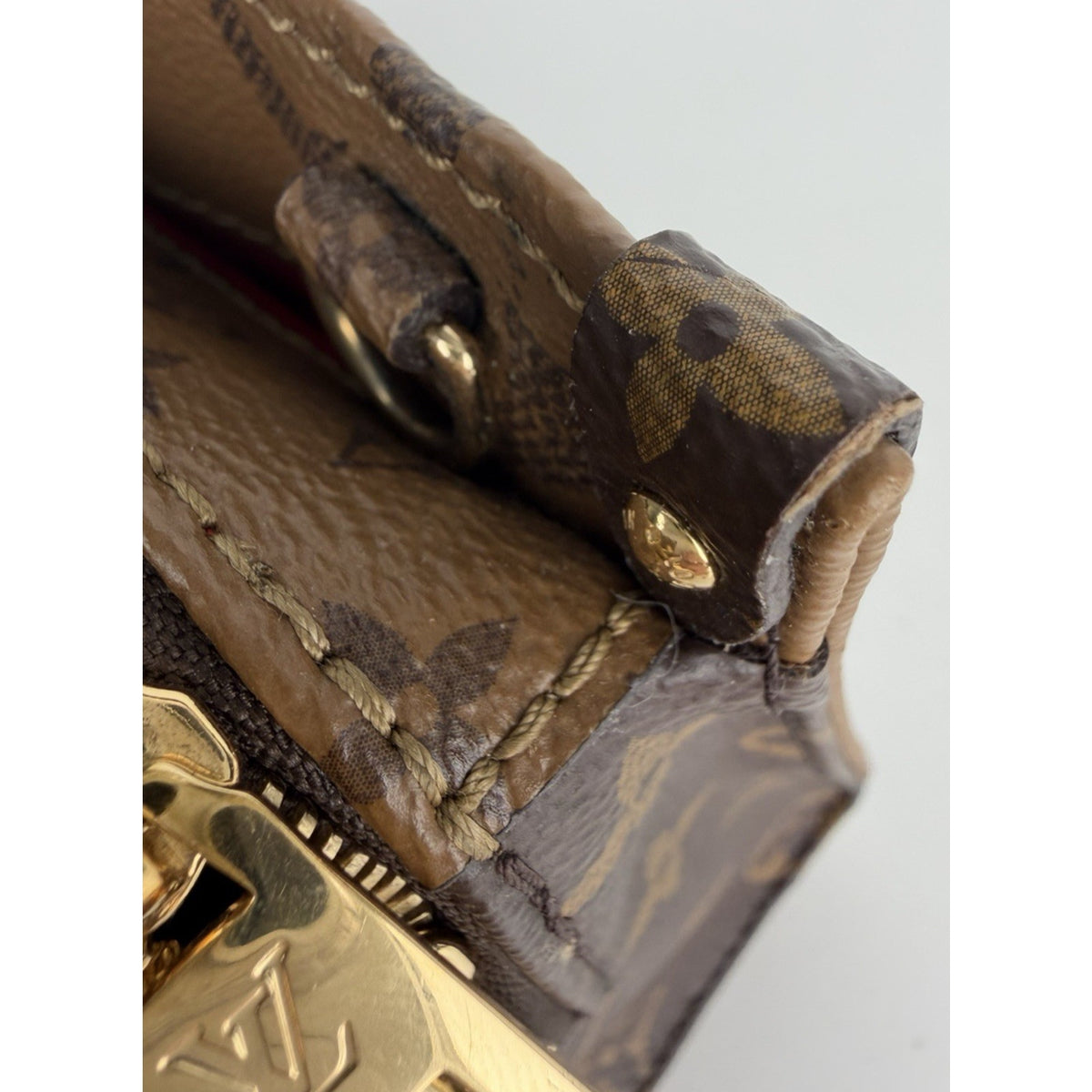 Louis Vuitton OnTheGo East West HandBag Monogram Reverse Brown Canvas NFC E2
