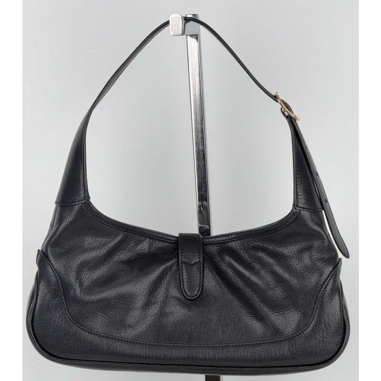 Gucci Jackie Slim 1961 Shoulder Bag in Black Textured-Leather D2
