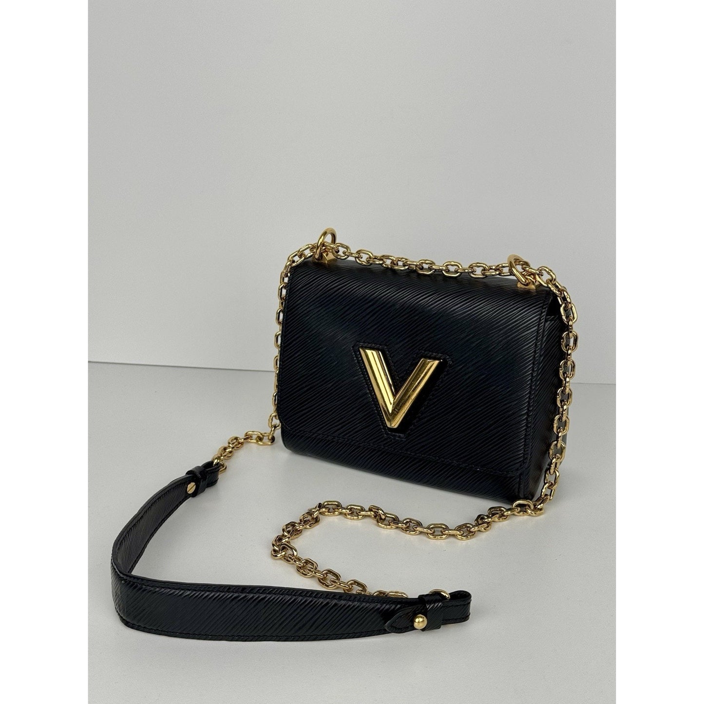 Louis Vuitton Twist MM Bag Black Epi Leather