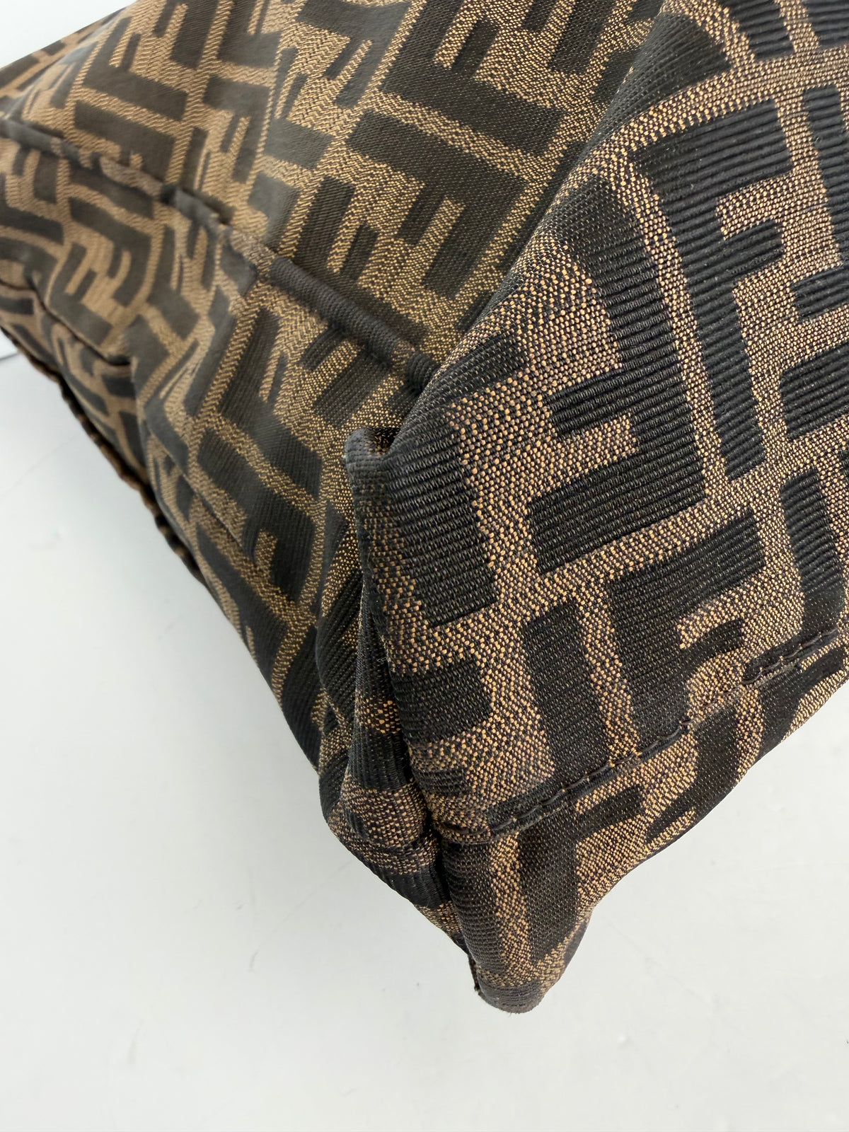Fendi Tobacco Shopping Tote Bag in Zucca Monogram Brown Canvas YS09