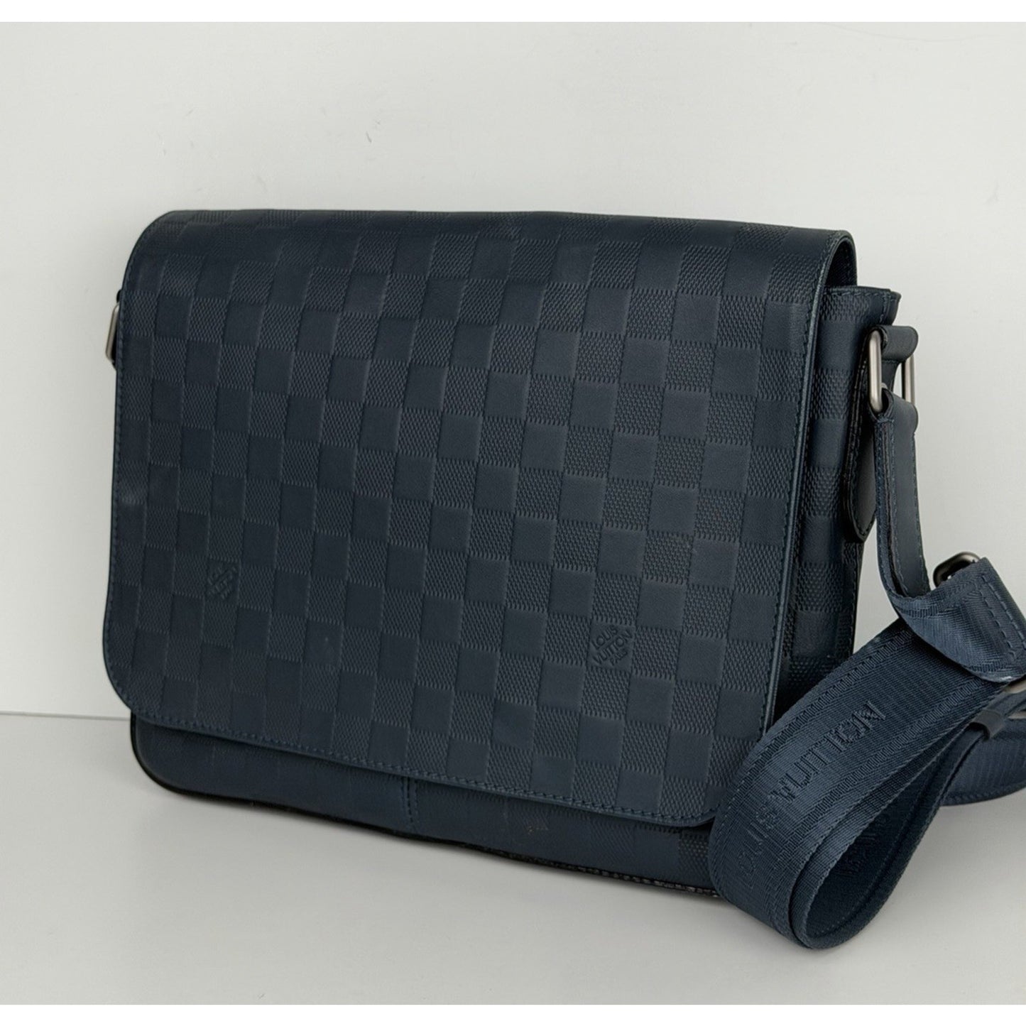 Louis Vuitton District Astral Shoulder Bag PM Damier Infini Leather 2015 S32