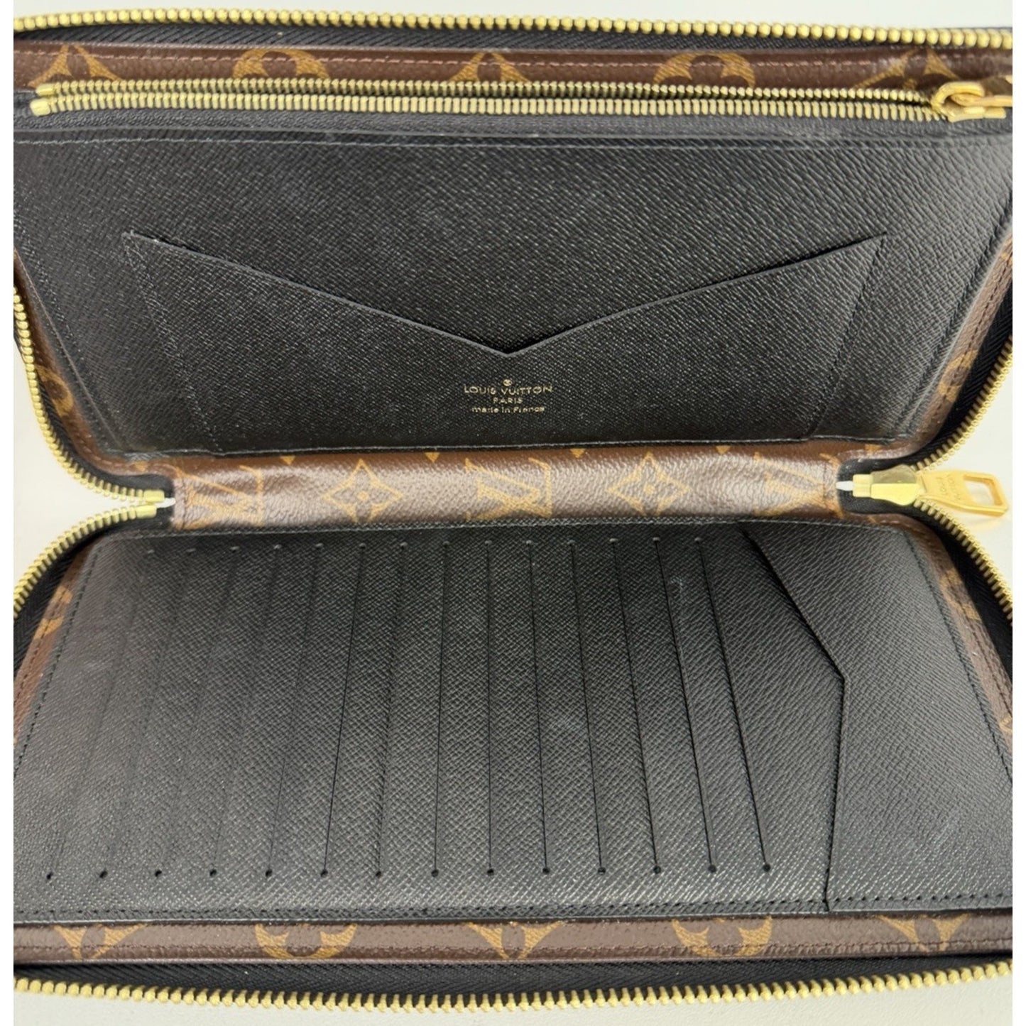 Louis Vuitton Monogram Daily Organizer Coated Canvas & Leather Corners 2015 S11