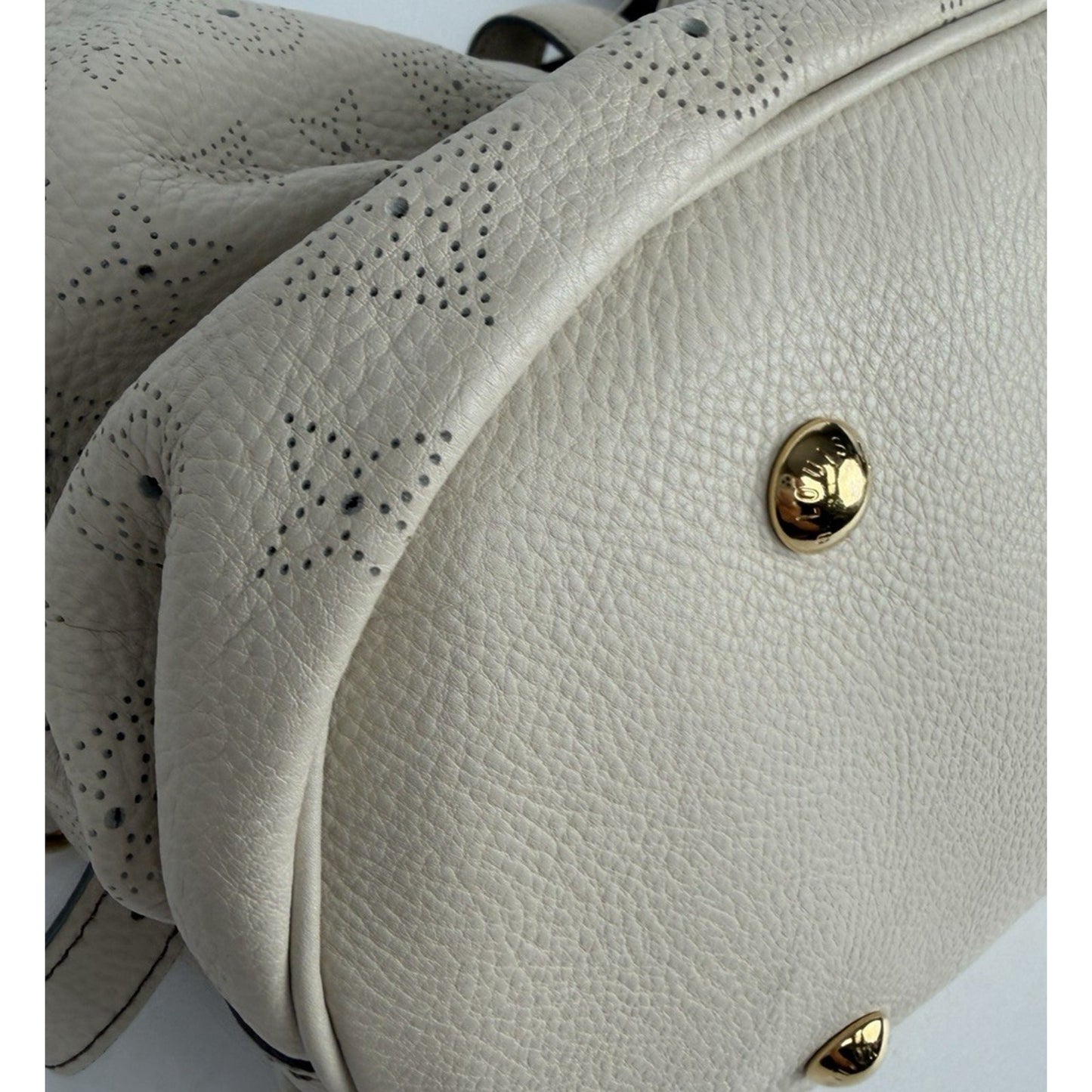 Louis Vuitton Mahina Hobo XL Bag in Ivory Calfskin Leather 2007 S