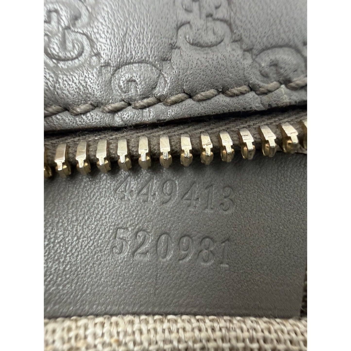 Gucci Bree Crossbody Bag Gray Microguccissima Leather S08