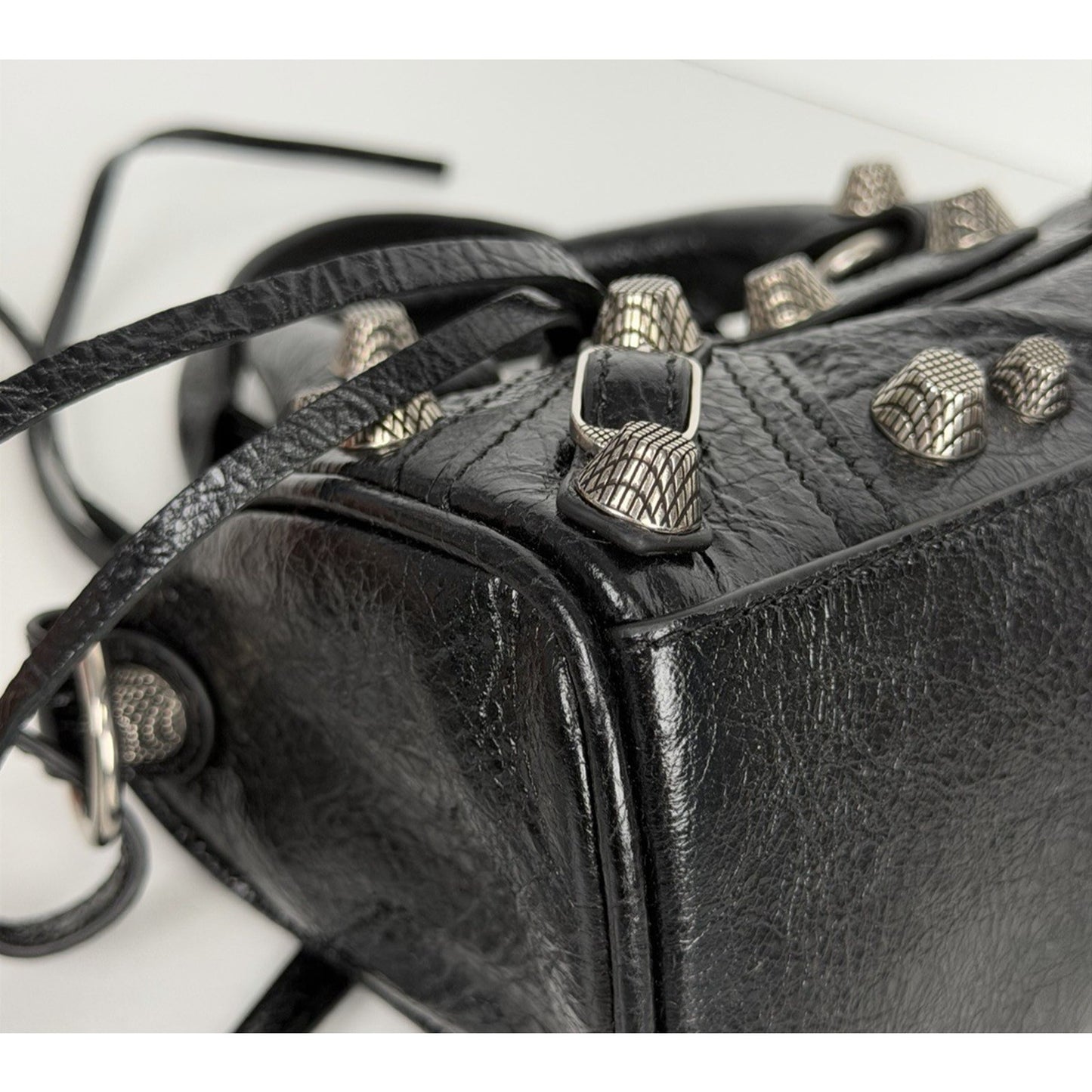 Balenciaga Neo Cagole Nano Duffle Bag in Black Leather Crinkled Finish D5