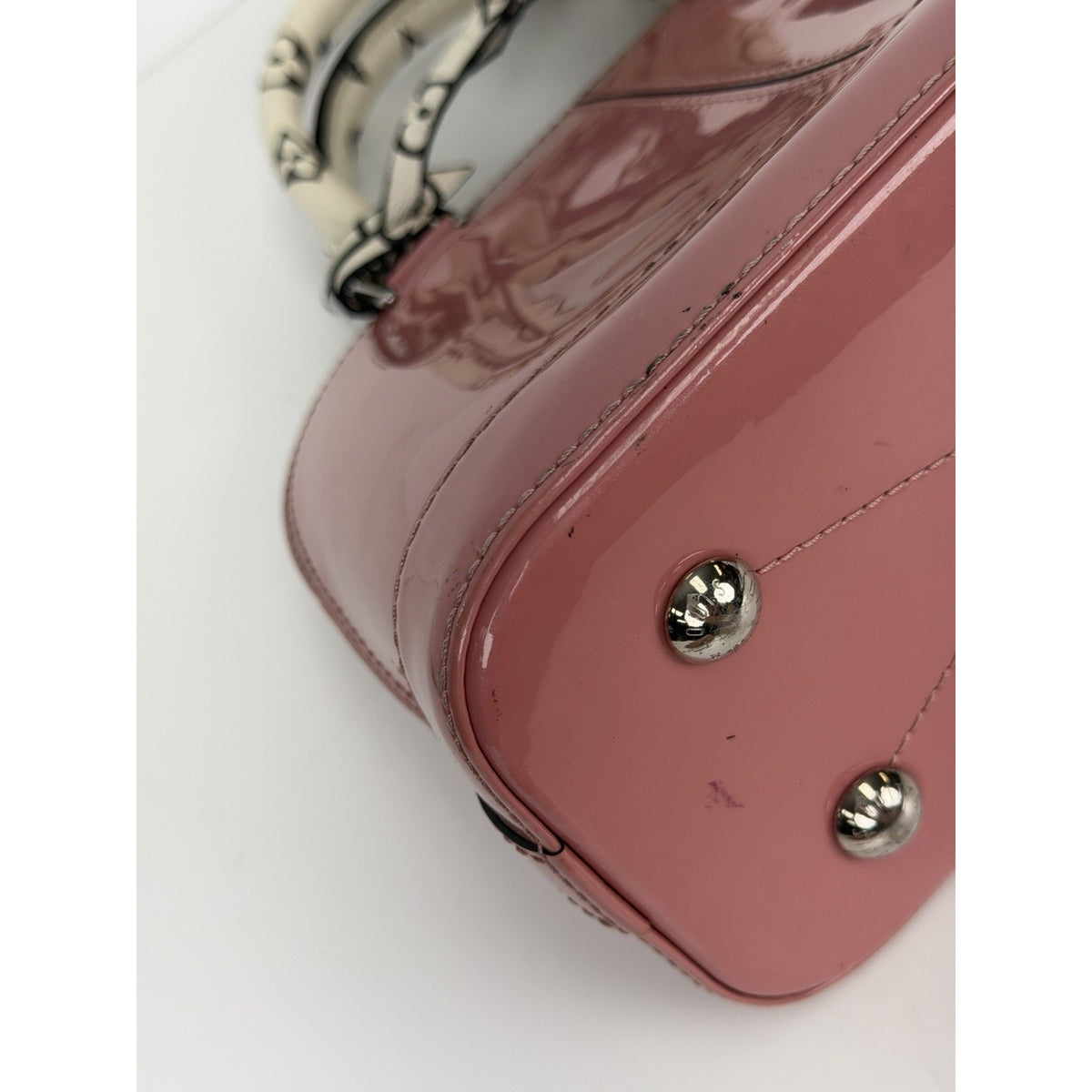 Louis Vuitton Alma BB Small Handbag in Vernis Miroir Pink Patent Leather 2017