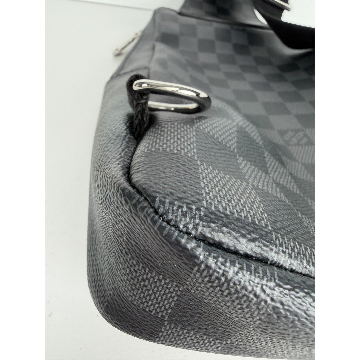 Louis Vuitton Avenue Sling Bag Damier Graphite Coated Canvas Pattern NFC E3