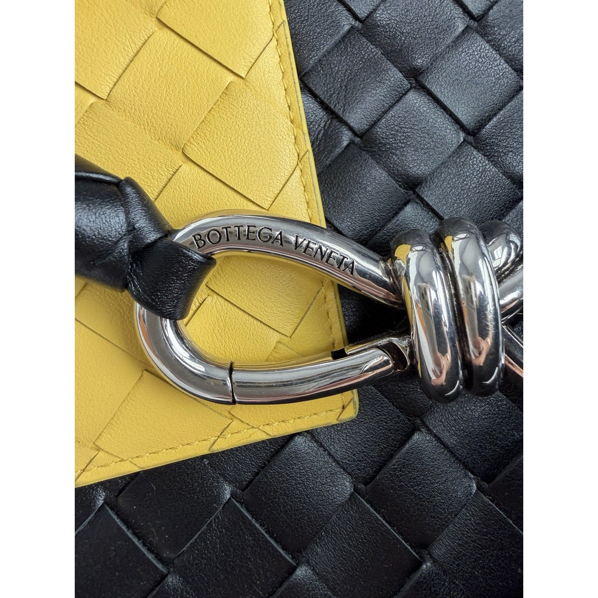 Bottega Veneta Andiamo Voyager Bag Unisex in Black Intrecciato Leather NFC C-3