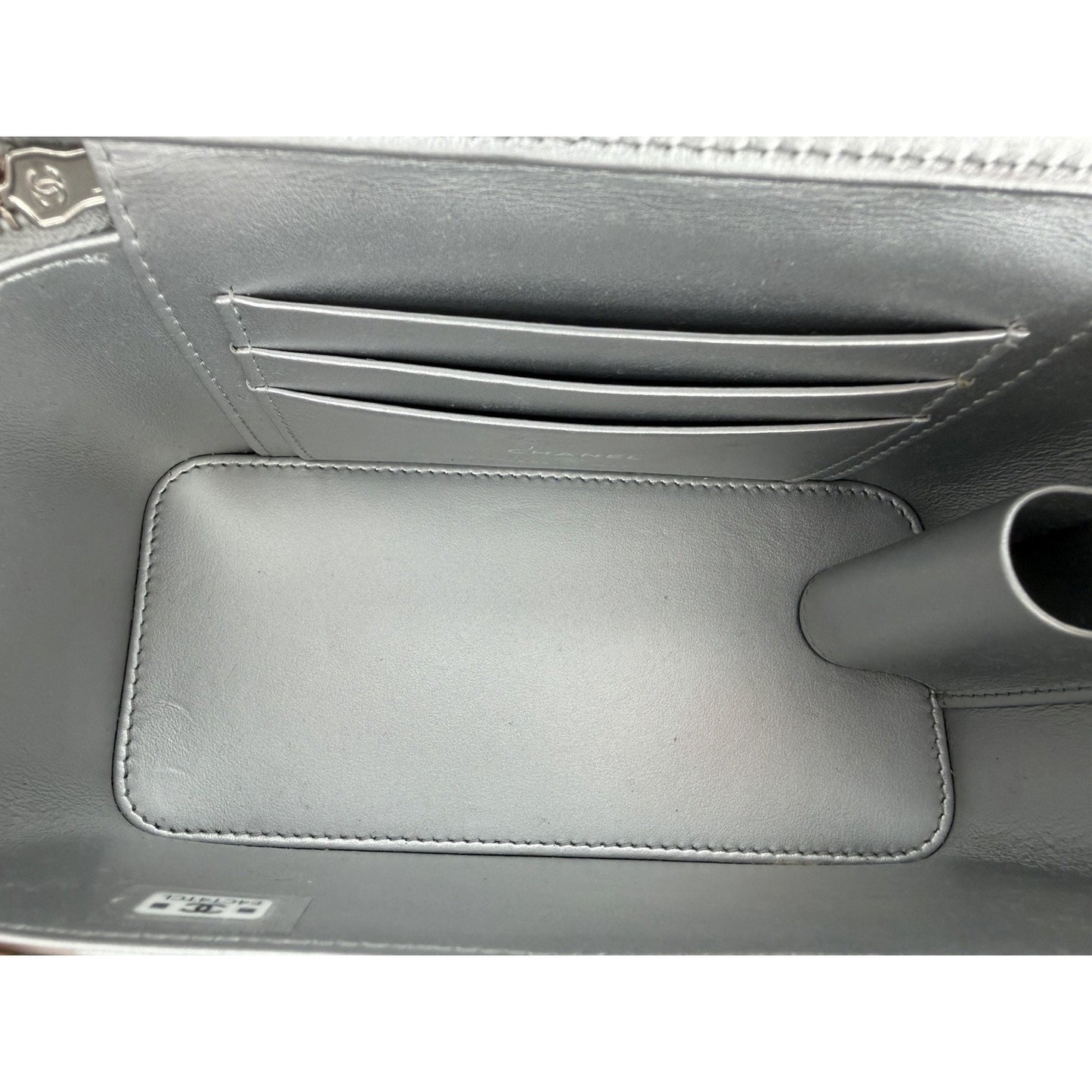 Chanel Slim Top Handle Vanity Case Bag in Metallic Silver Caviar Leather NFC B-5