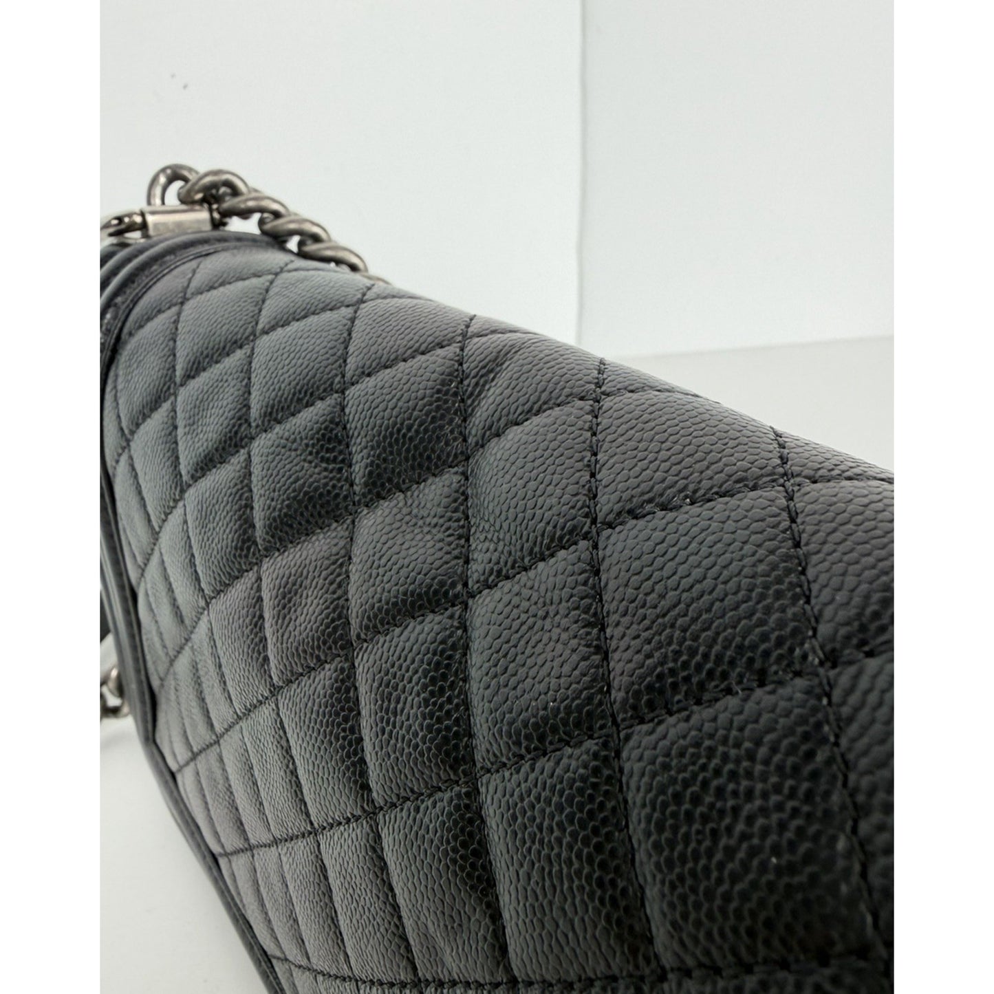 CHANEL Boy Flap Shoulder Bag Black Caviar Quilted Leather Medium 2019 C6