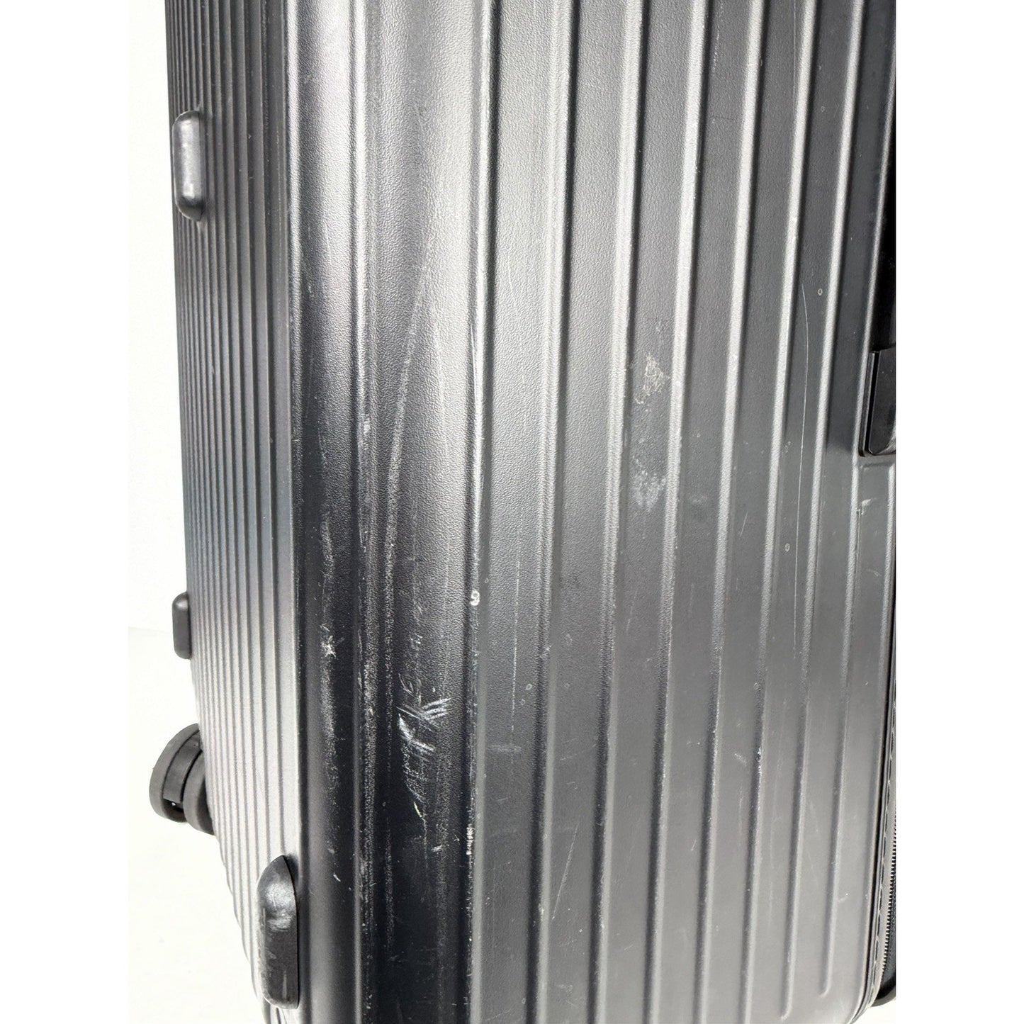 RIMOWA Essential Trunk Plus Lightweight Suitcase in Matte Black