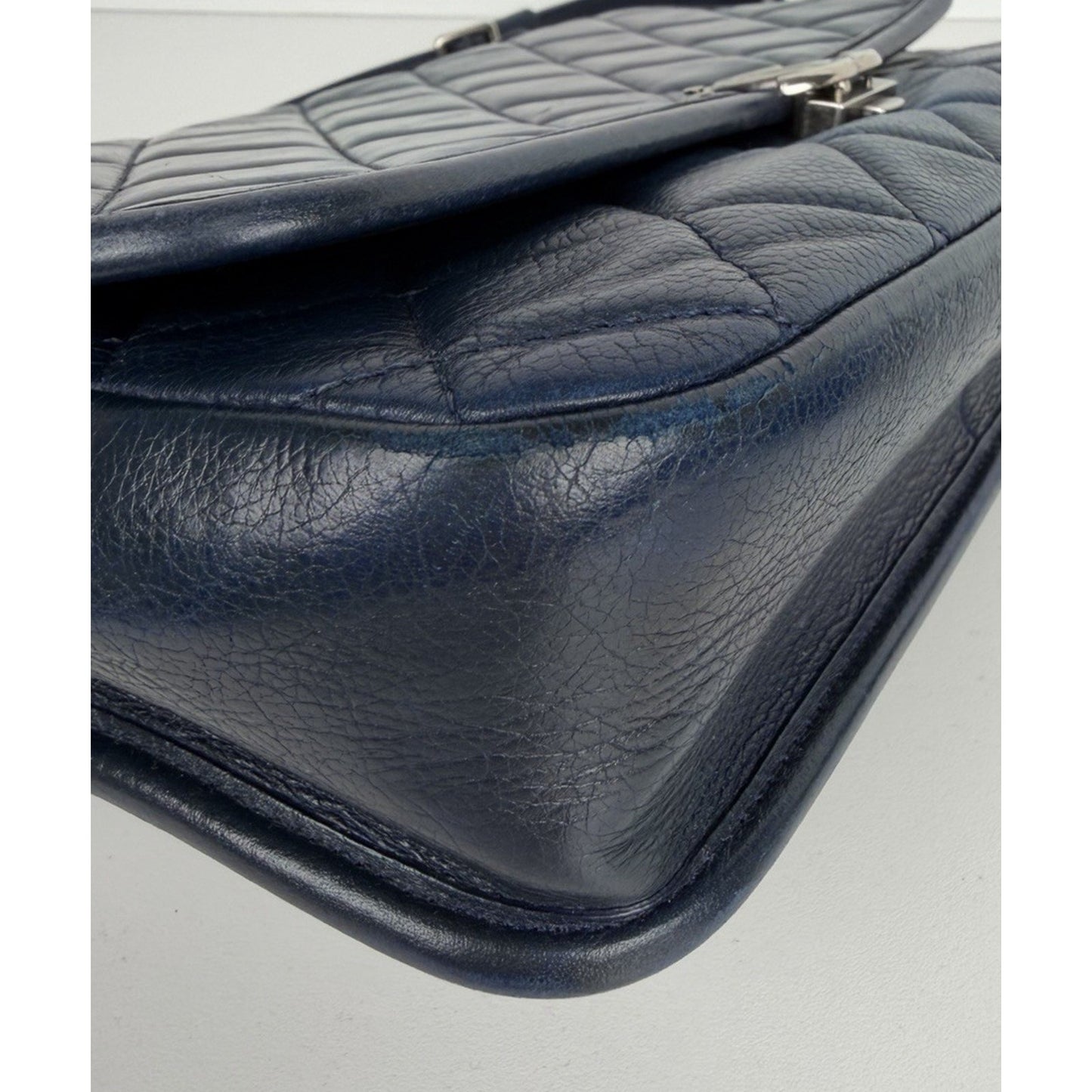 Chanel Messenger Bag Daily Carry Medium Leather Navy Blue 2017