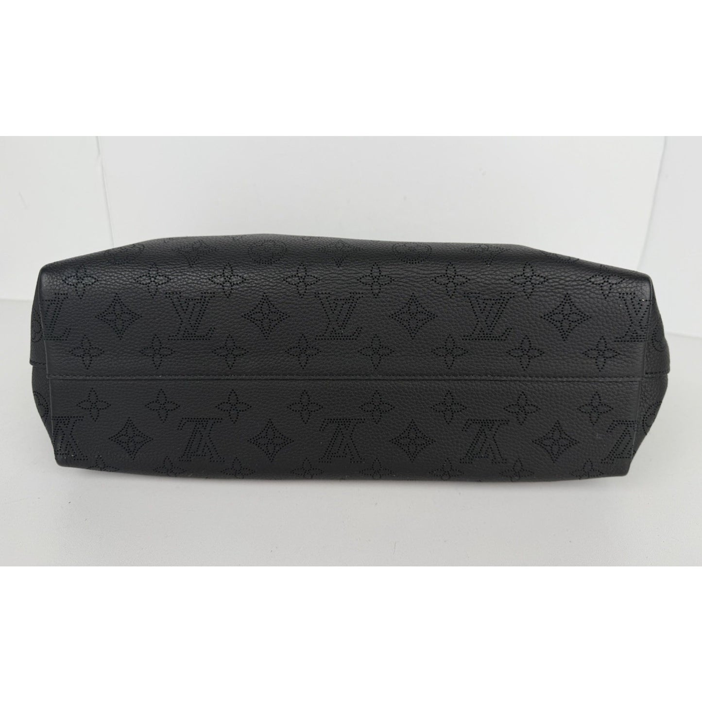 Louis Vuitton Why Knot Handbag MM in Black LV Monogram Mahina Leather NFC B-2