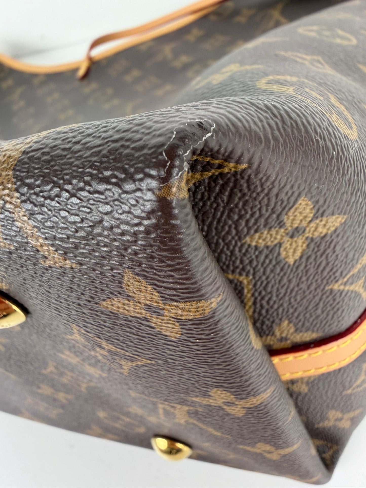 Louis Vuitton CarryAll MM Shoulder Bag in Brown LV Monogram Coated Canvas YC-6