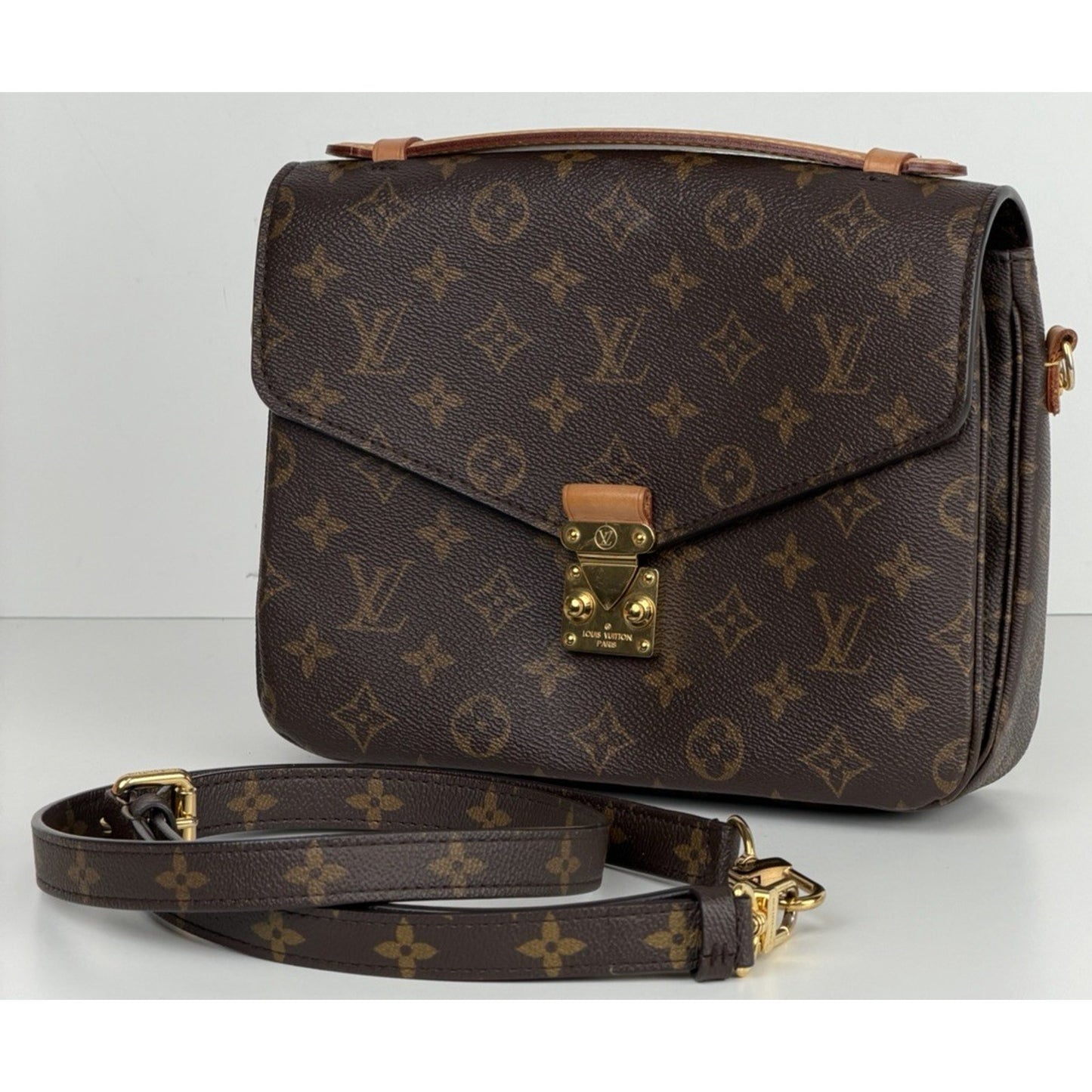 Louis Vuitton Pochette Metis MM Bag in Brown Monogram Coated Canvas NFC E-1