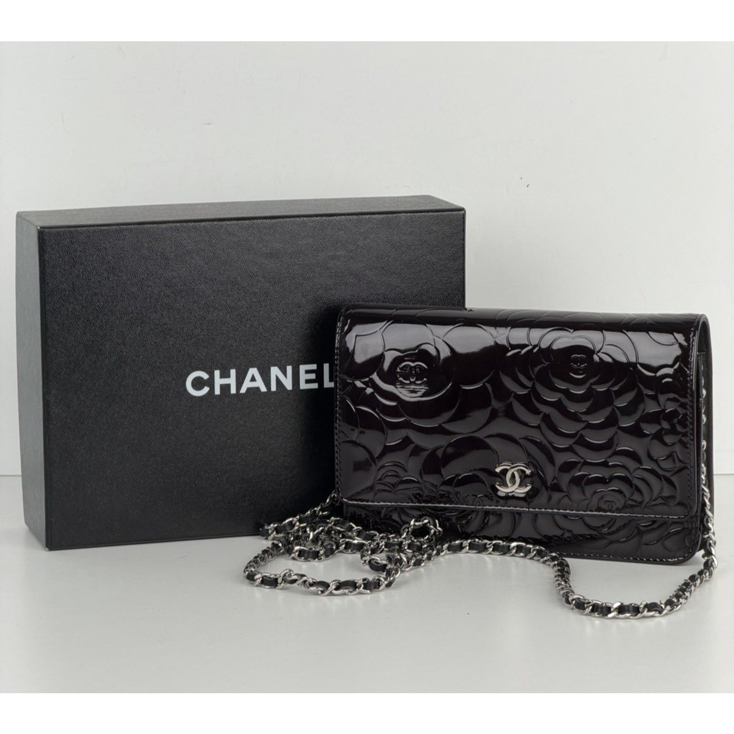 Chanel Camellia Wallet On Chain Bag in Black Patent Leather 2010-2011 B-2