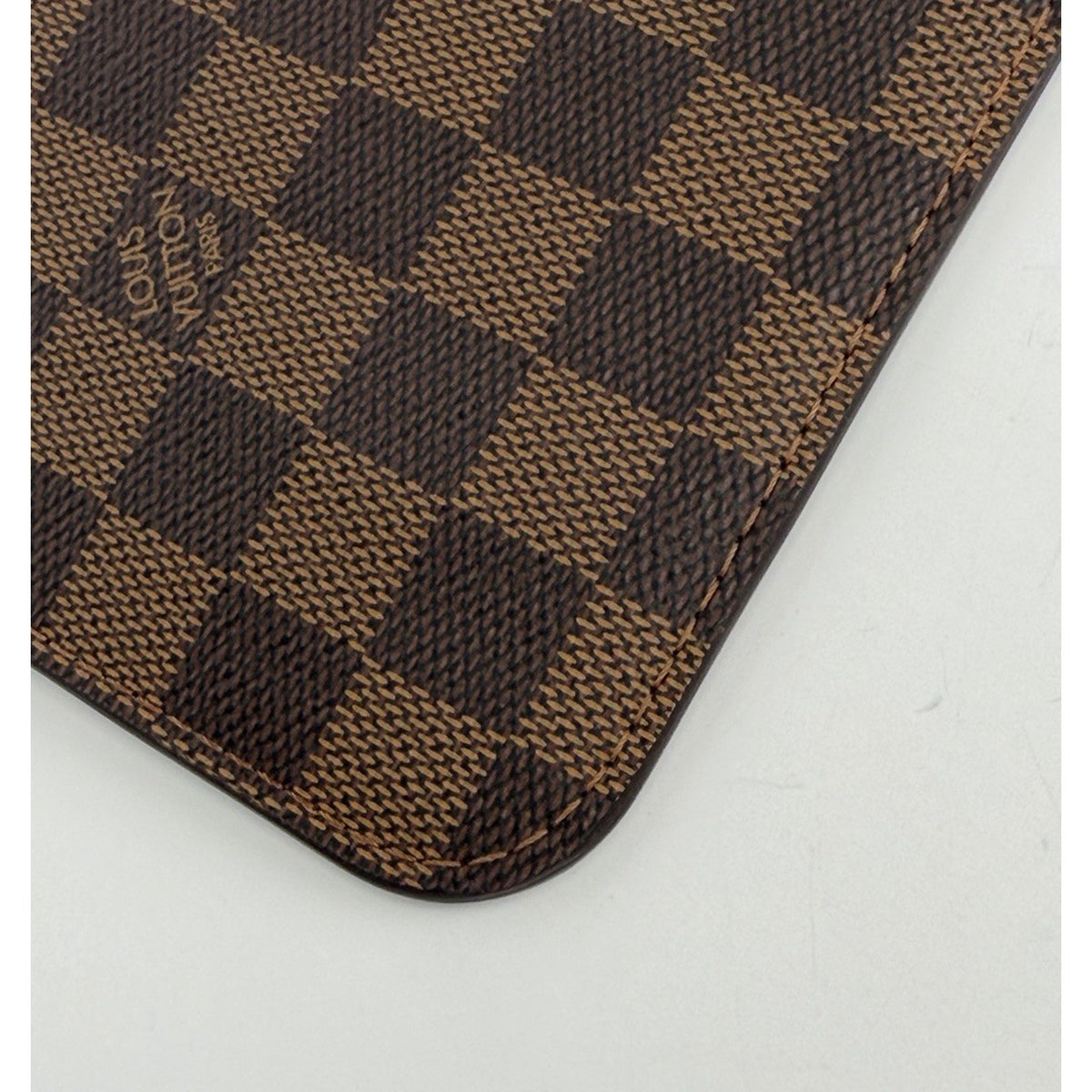 Louis Vuitton Neverful MM Pouch in Damier Ebene Brown Coated Canvas