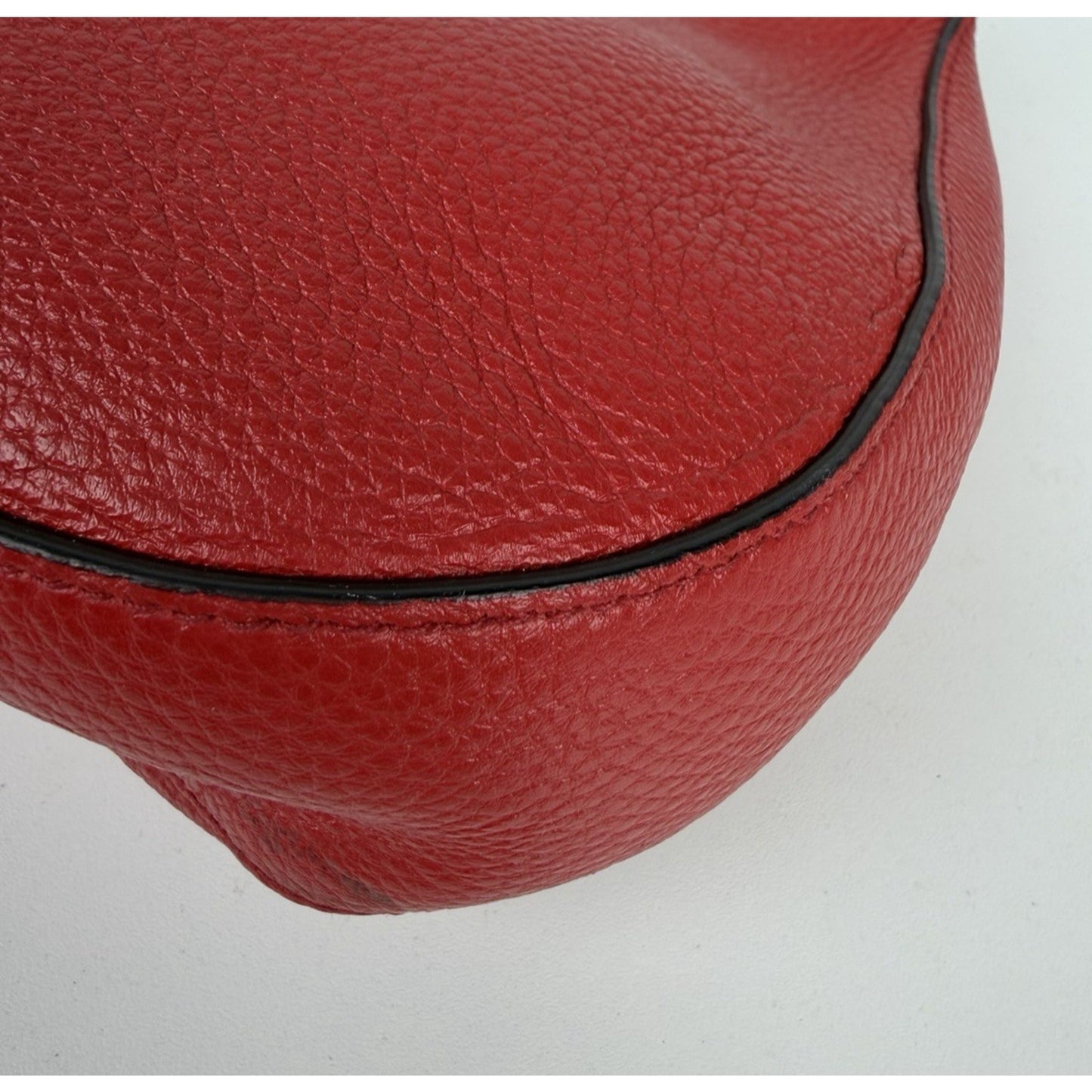 Prada Rubino Vitello Phenix Small Crossbody Bag in Red Leather S01