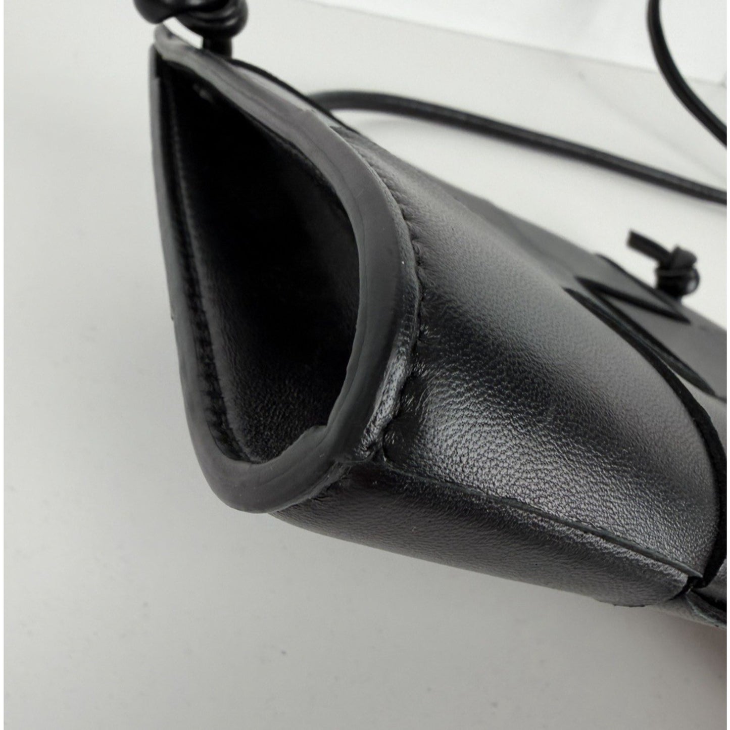 Bottega Veneta Cassette Pouch on Strap Bag Mini Black Intrecciato Leather NFC S5