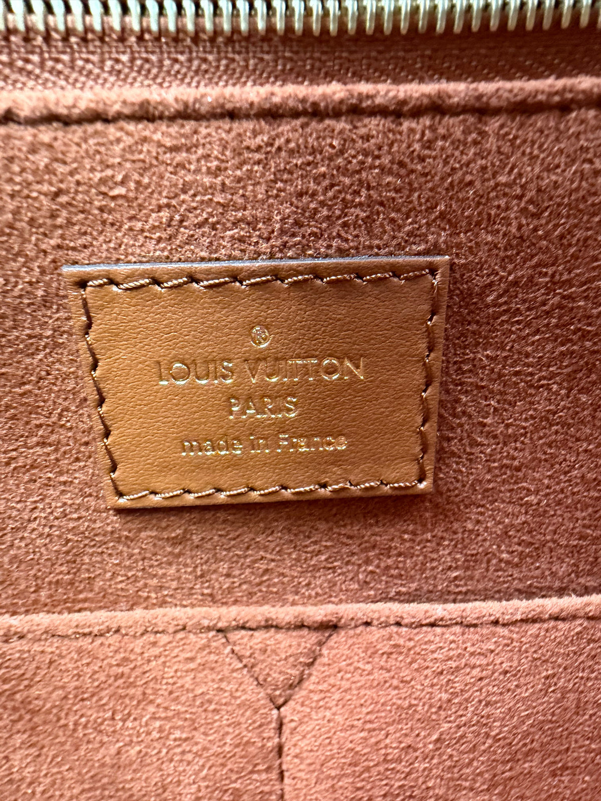 Louis Vuitton Onthego GM Tote Bag in Cognac Giant Monogram Empreinte Leather YC7