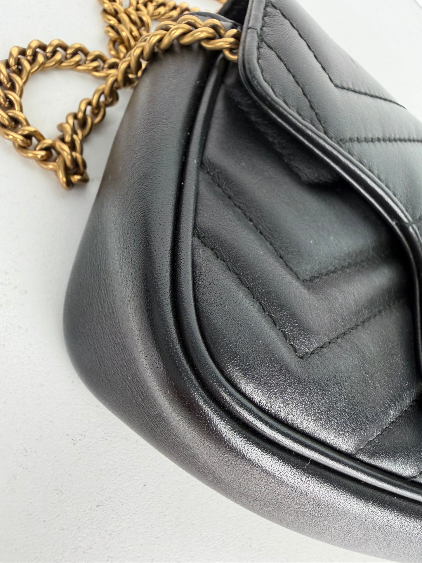 Gucci GG Marmont Matelasse Mini Bag in Black Quilted Leather S-19