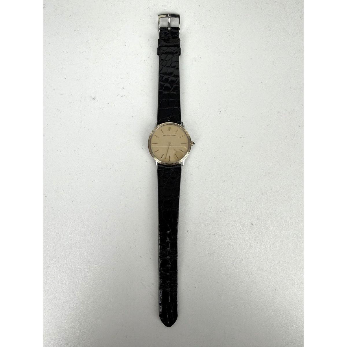 Audemars Piguet Ultra-Slim Dress Watch 6054 from 1983 in Champagne Dial