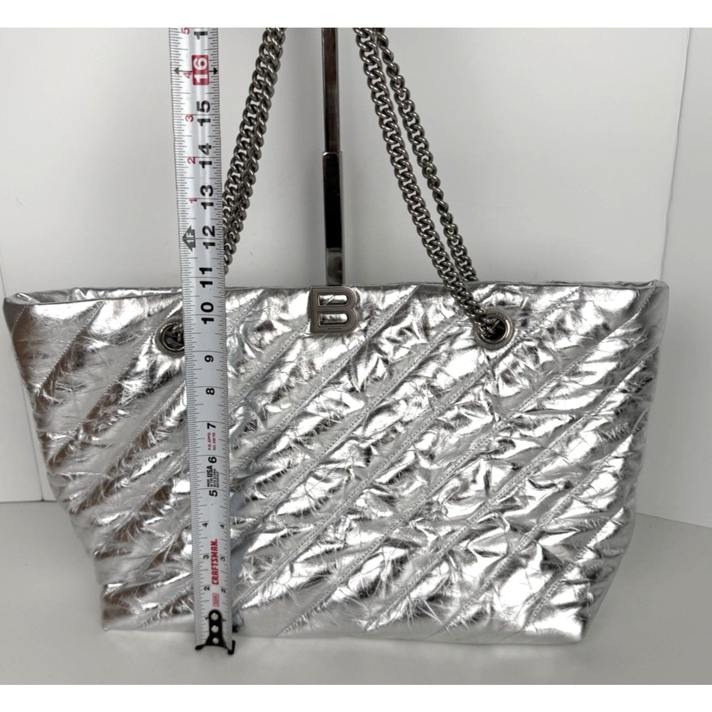 Balenciaga Large Crush Quilted Medium Tote Bag in Metallic Calfskin Leather E7