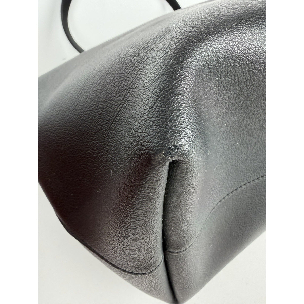 Saint Laurent E/W Shopping Tote Shoulder Bag in Black Leather With Pouch S-07