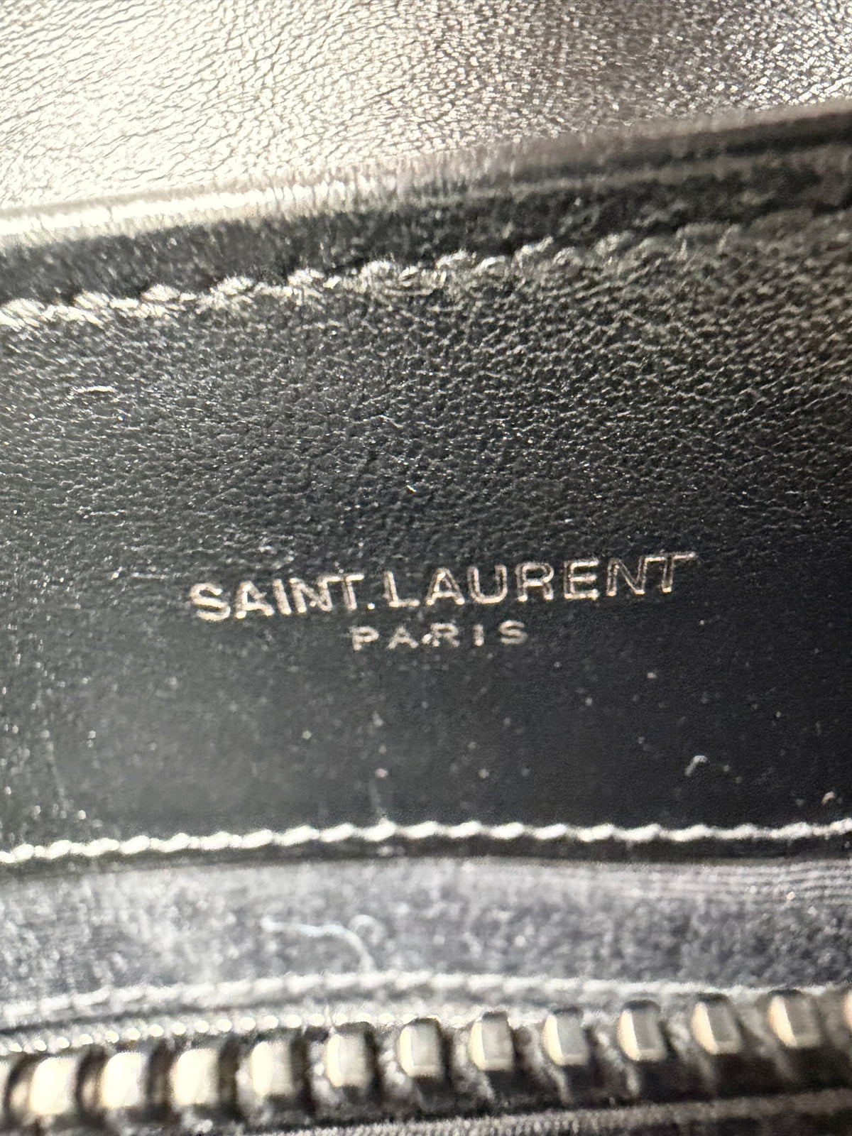 Saint Laurent Loulou Shoulder Bag Medium in Black Leather YD7