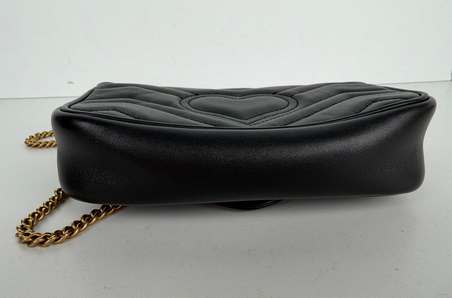 Gucci GG Marmont Matelasse Mini Bag in Black Quilted Leather S-19