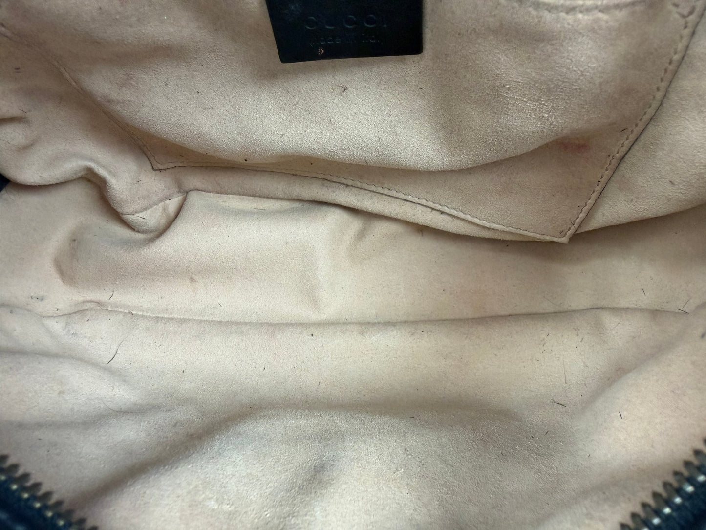 Gucci GG Marmont Small Camera Bag in Black Quilted Leather S