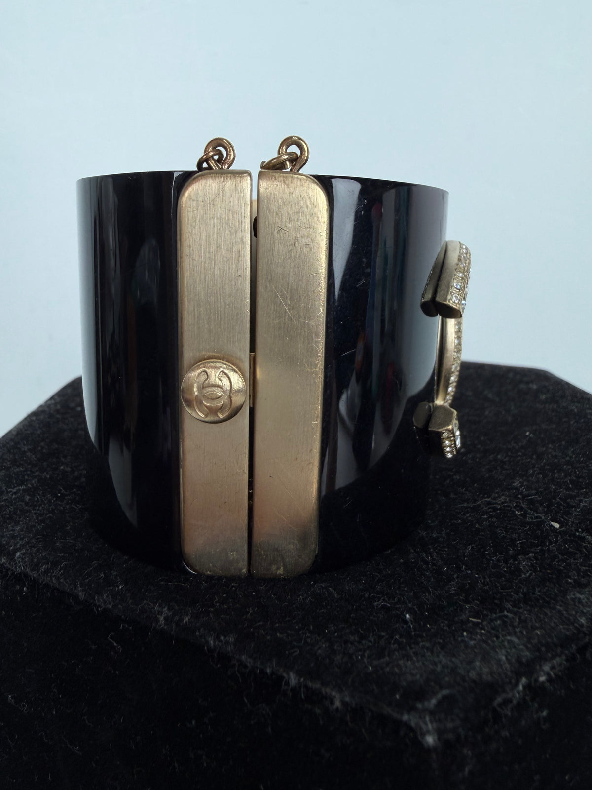 Chanel Resin Hinged Cuff Wide Bracelet in Black & Gold with Strass K-1