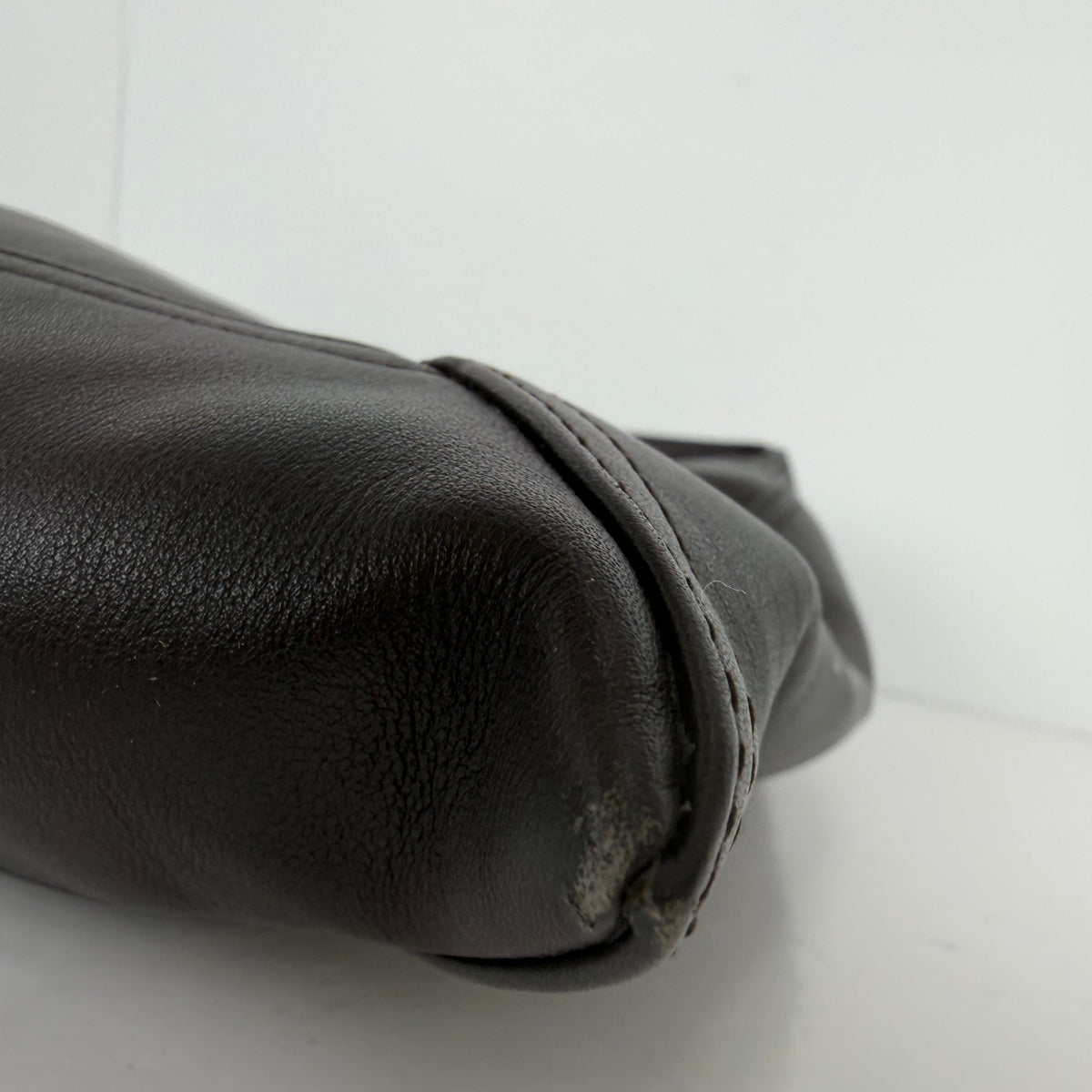 Bottega Veneta Large Hop Bag in Dark Brown Calfskin Leather YF1