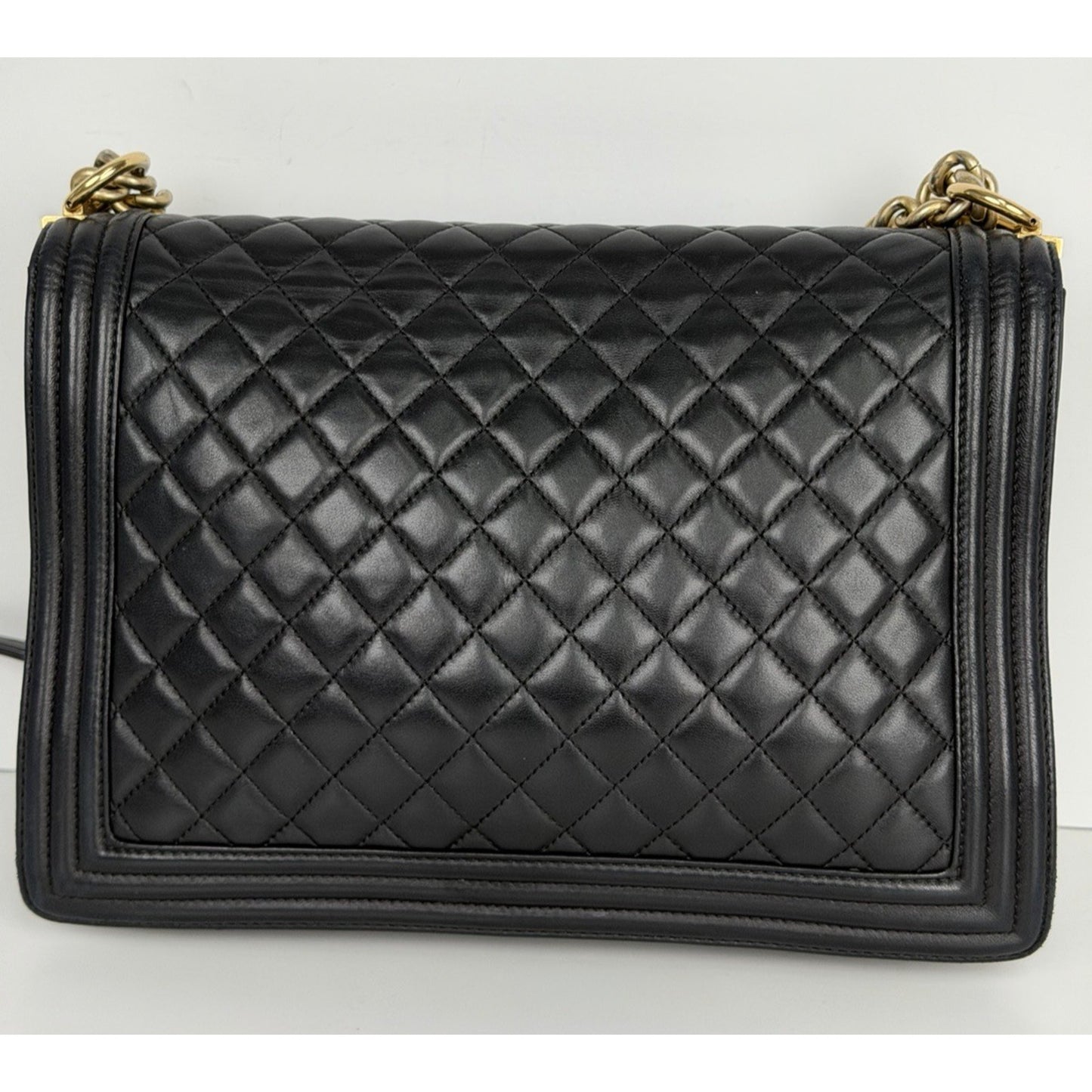 Chanel Large Boy Flap Bag in Black Quilted Leather Gold-Tone Hardware 2017 D4
