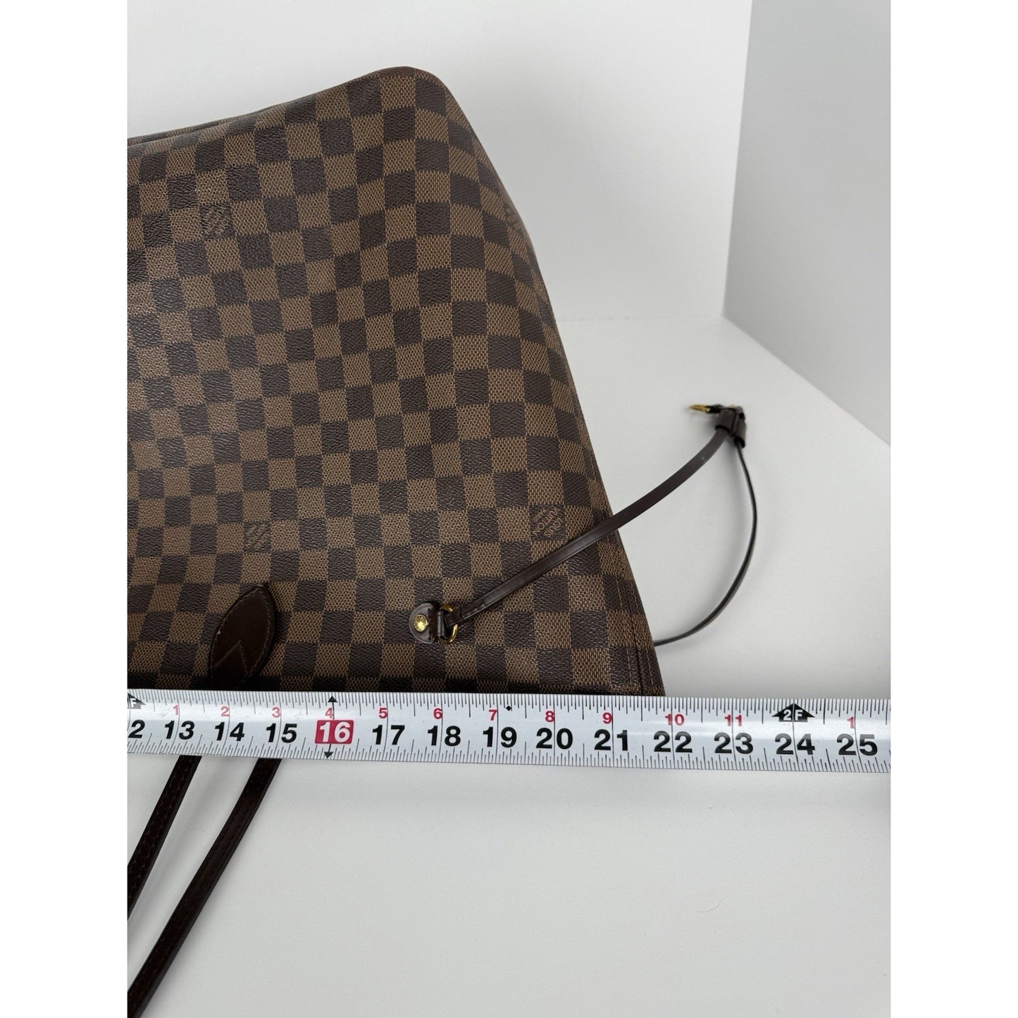 LOUIS VUITTON Neverfull Monogram Canvas Tote Shoulder Bag