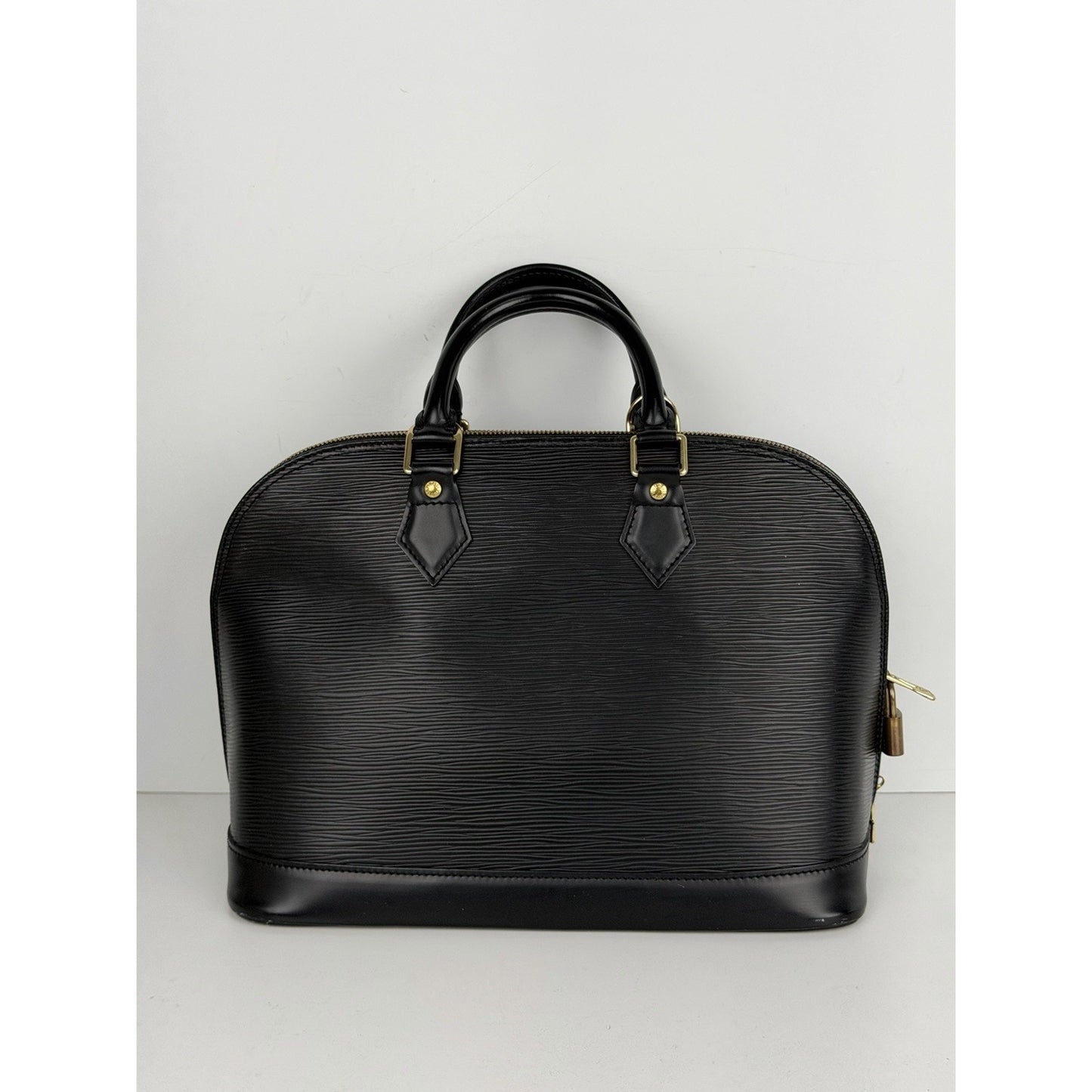 Louis Vuitton Alma PM Top Handle Bag Vintage in Black Epi Leather 2000 S-04