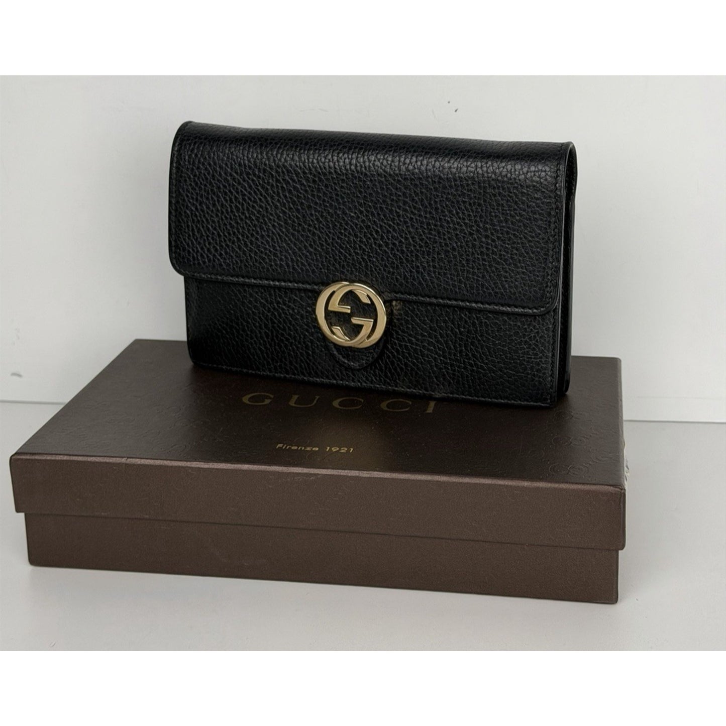 Gucci Pebbled Leather Interlocking G Chain Wallet Clutch Bag&Gold Hardware S